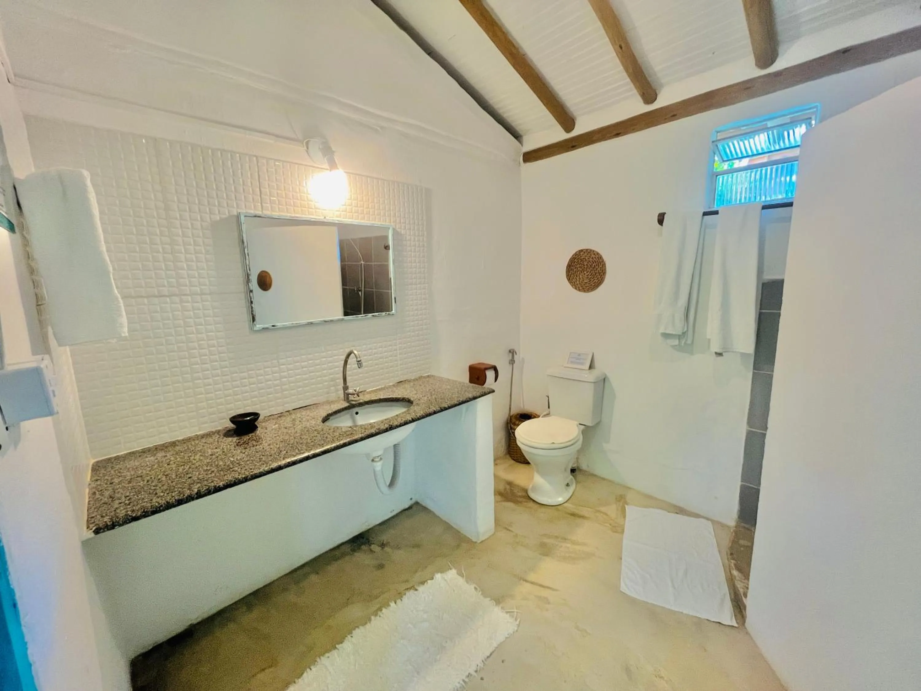 Bathroom in Sueds Trancoso