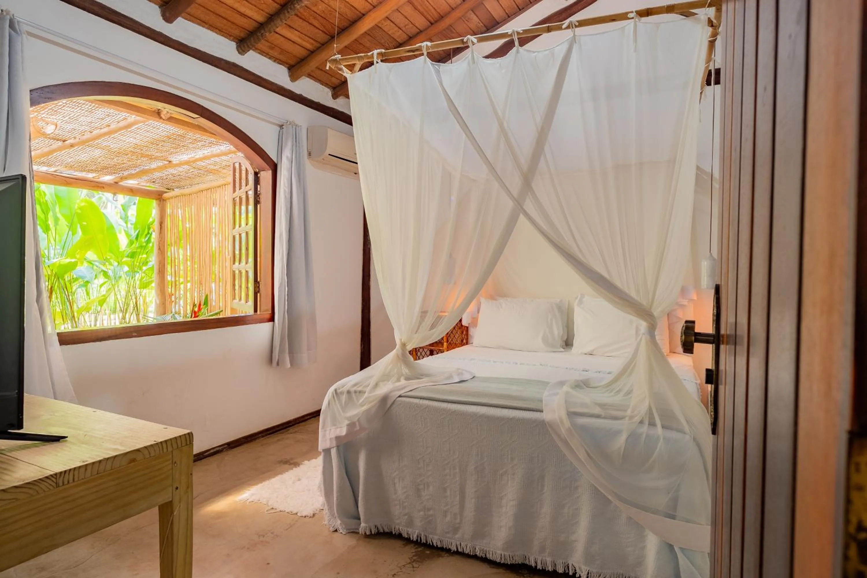 Bedroom, Bed in Sueds Trancoso