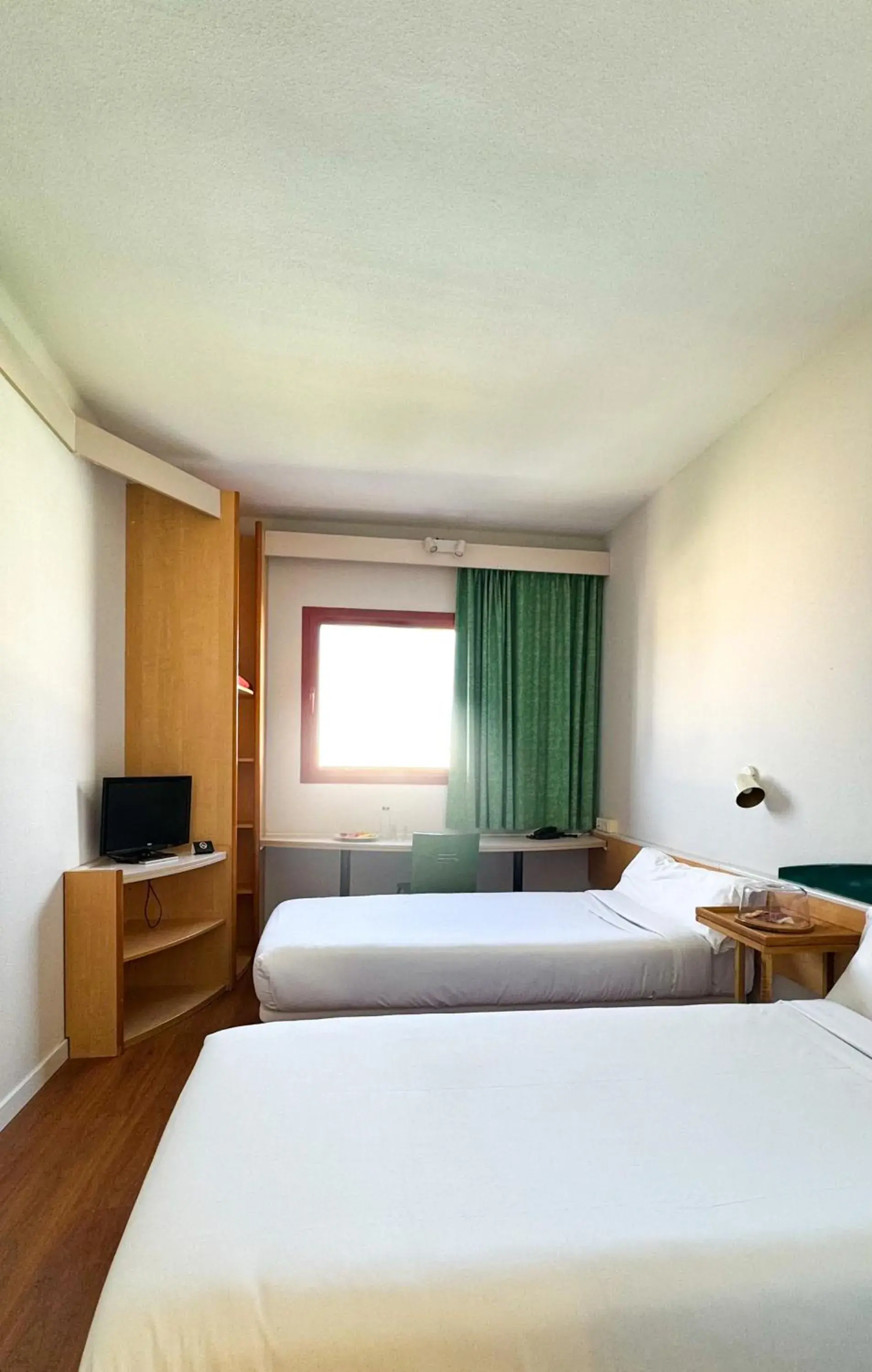 Double or Twin Room in Hotel Iris Guadalajara Double or Twin Room in Hotel Iris Guadalajara