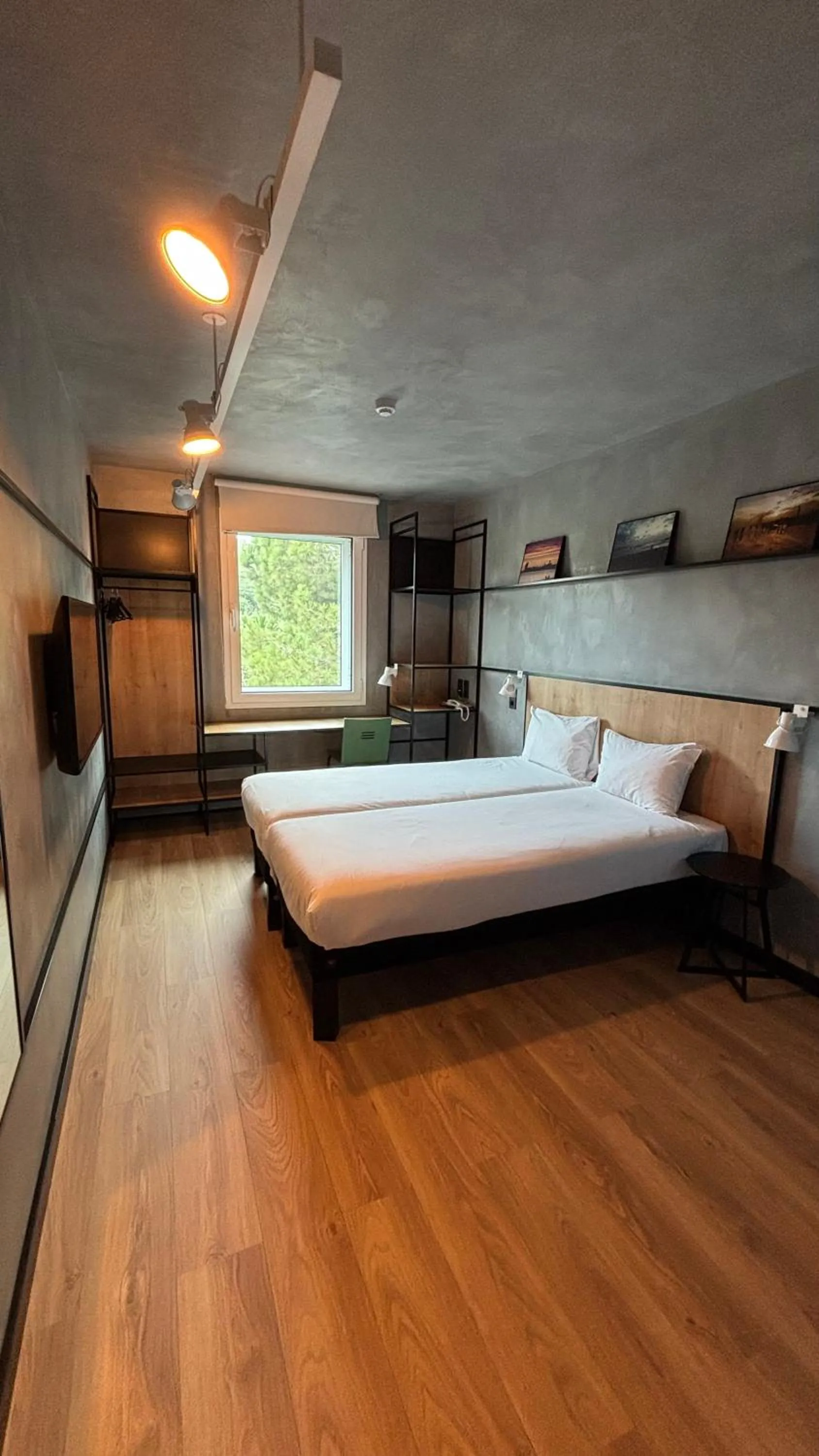 Bedroom, Bed in Ibis Montmelo Granollers