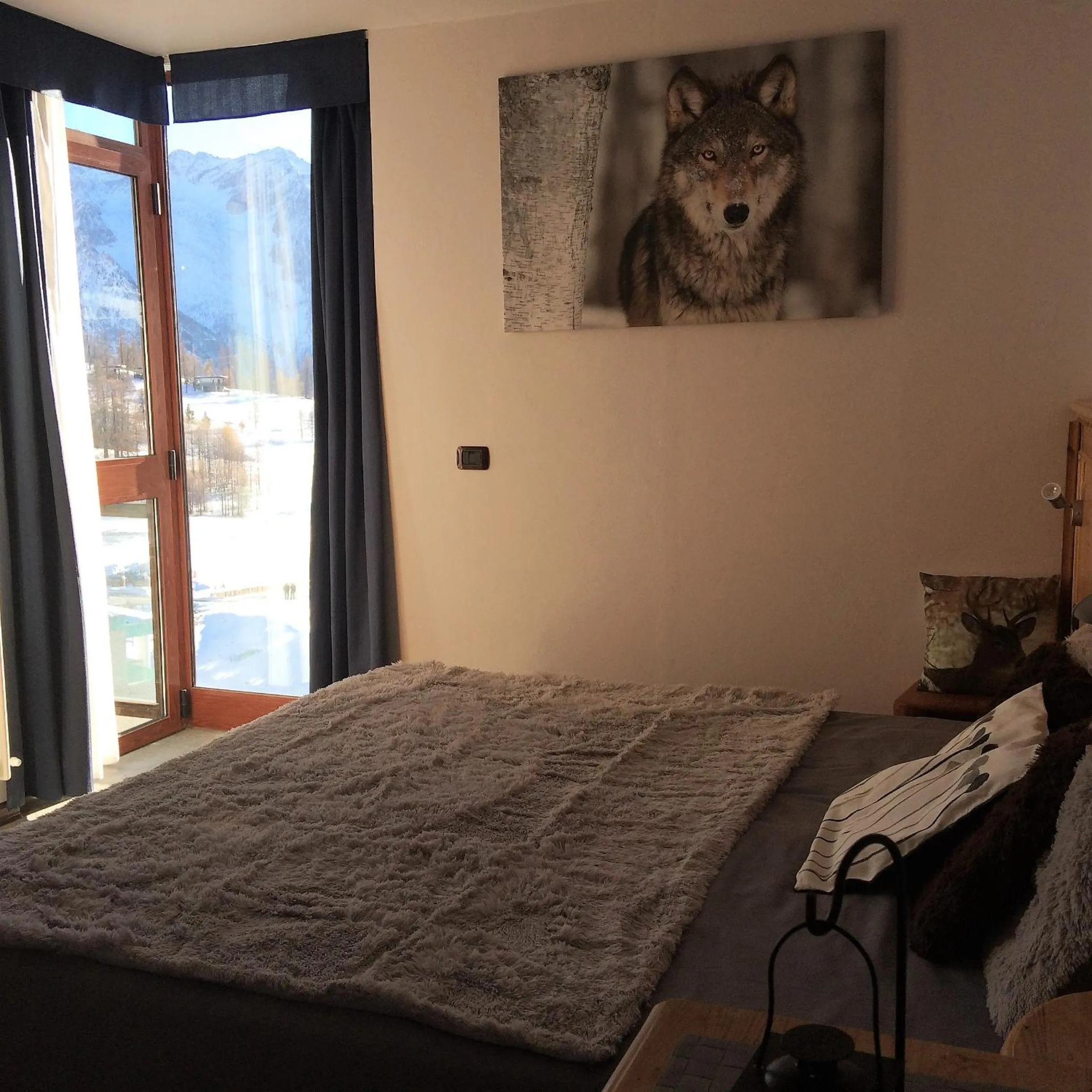 Balcony/Terrace, Bed in Shackleton Chalet