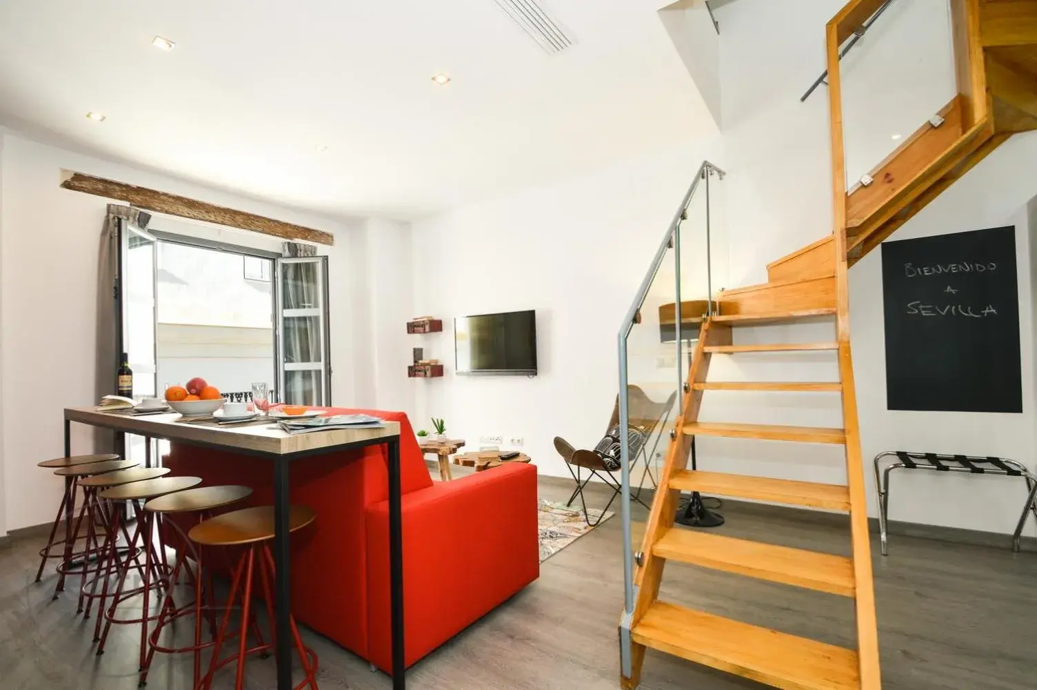 Duplex Apartment with private terrace in Plaza de Armas Duplex Apartment with private terrace in Plaza de Armas