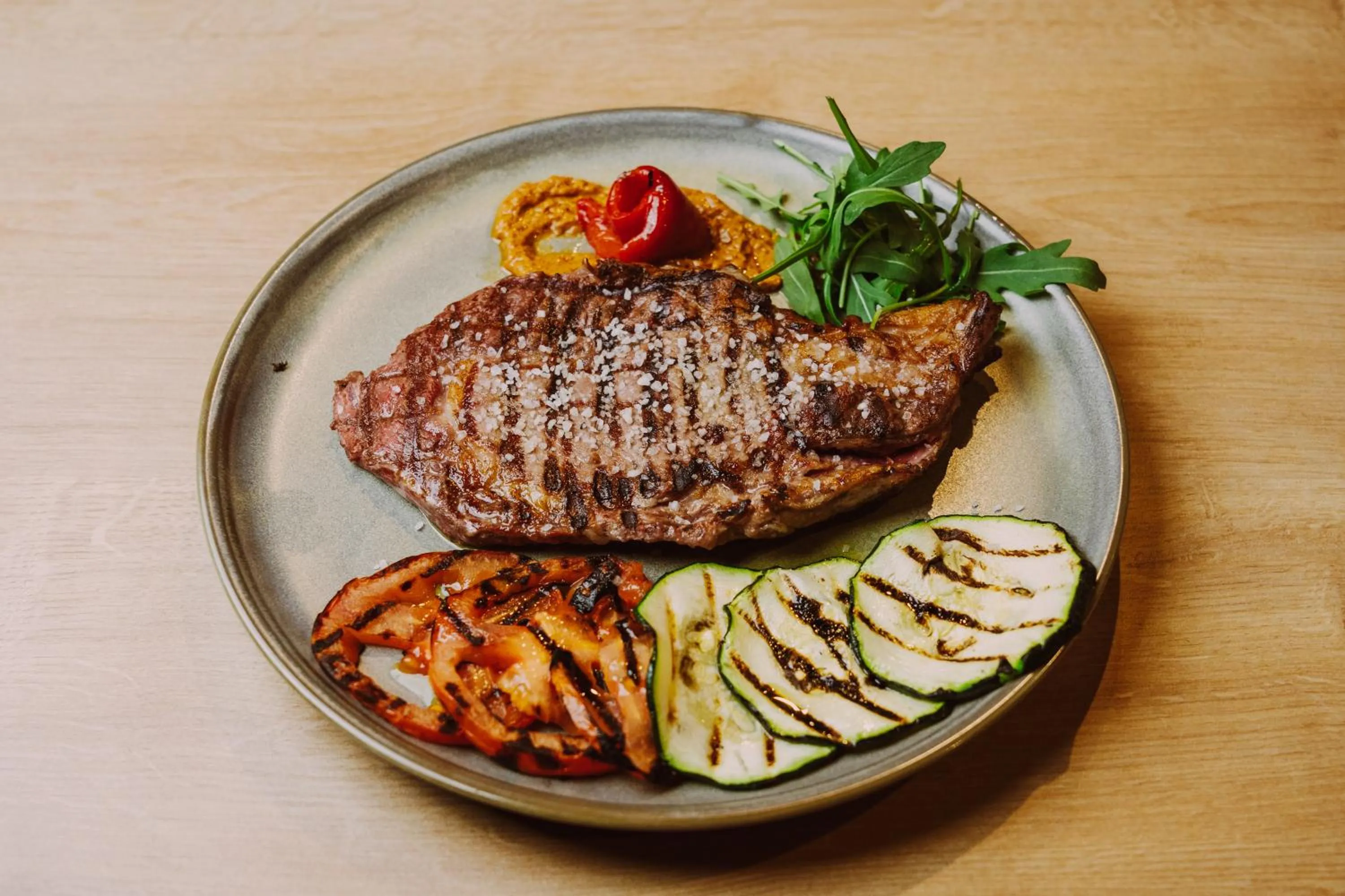 Restaurant/places to eat in Ibis Valladolid