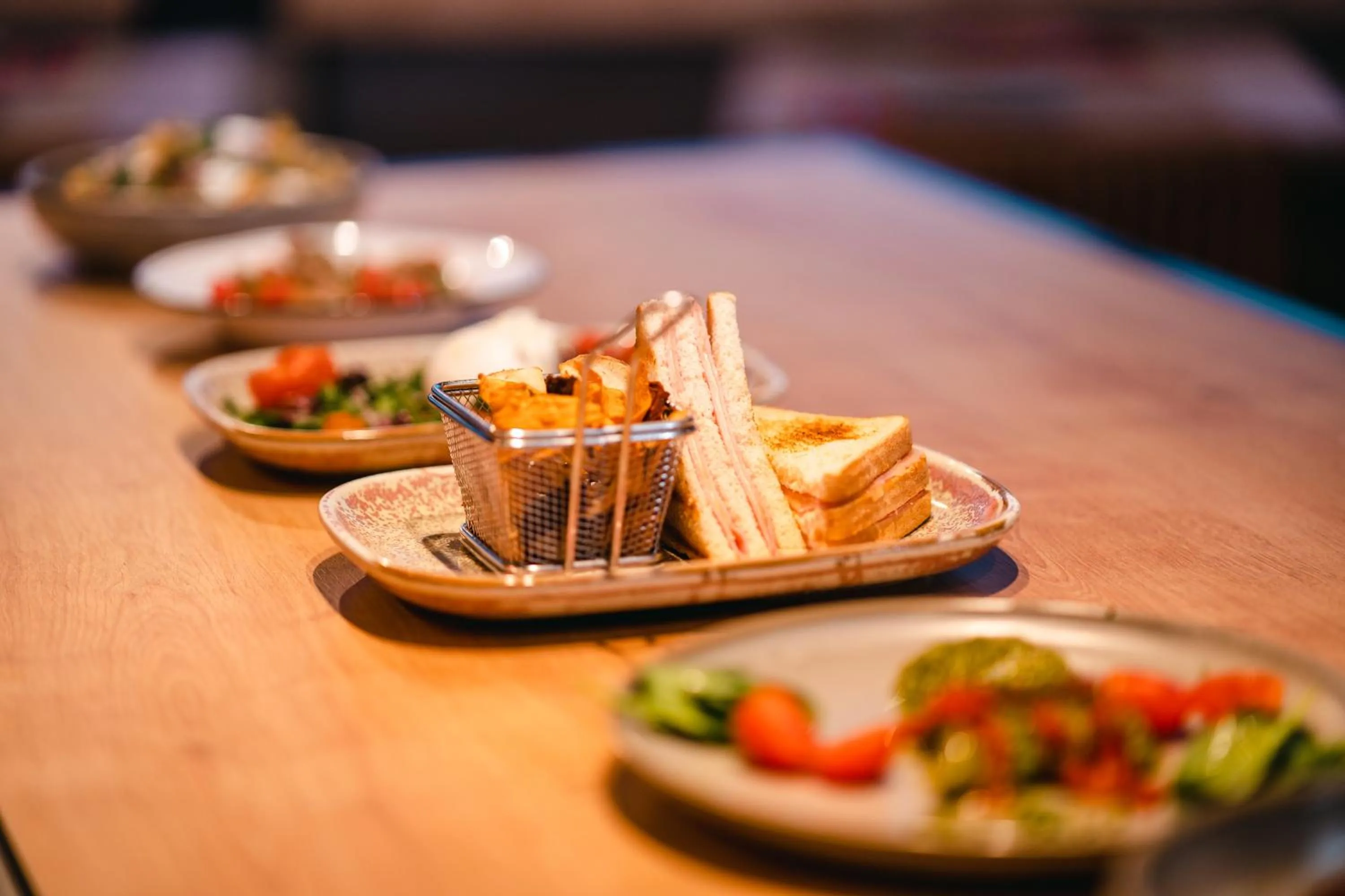 Restaurant/places to eat in Ibis Valladolid