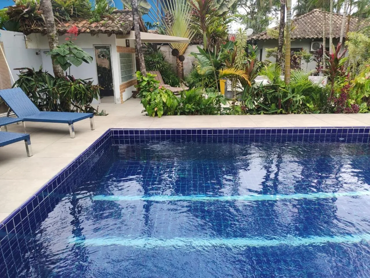 Swimming pool in Eliconial Paraty Pousada
