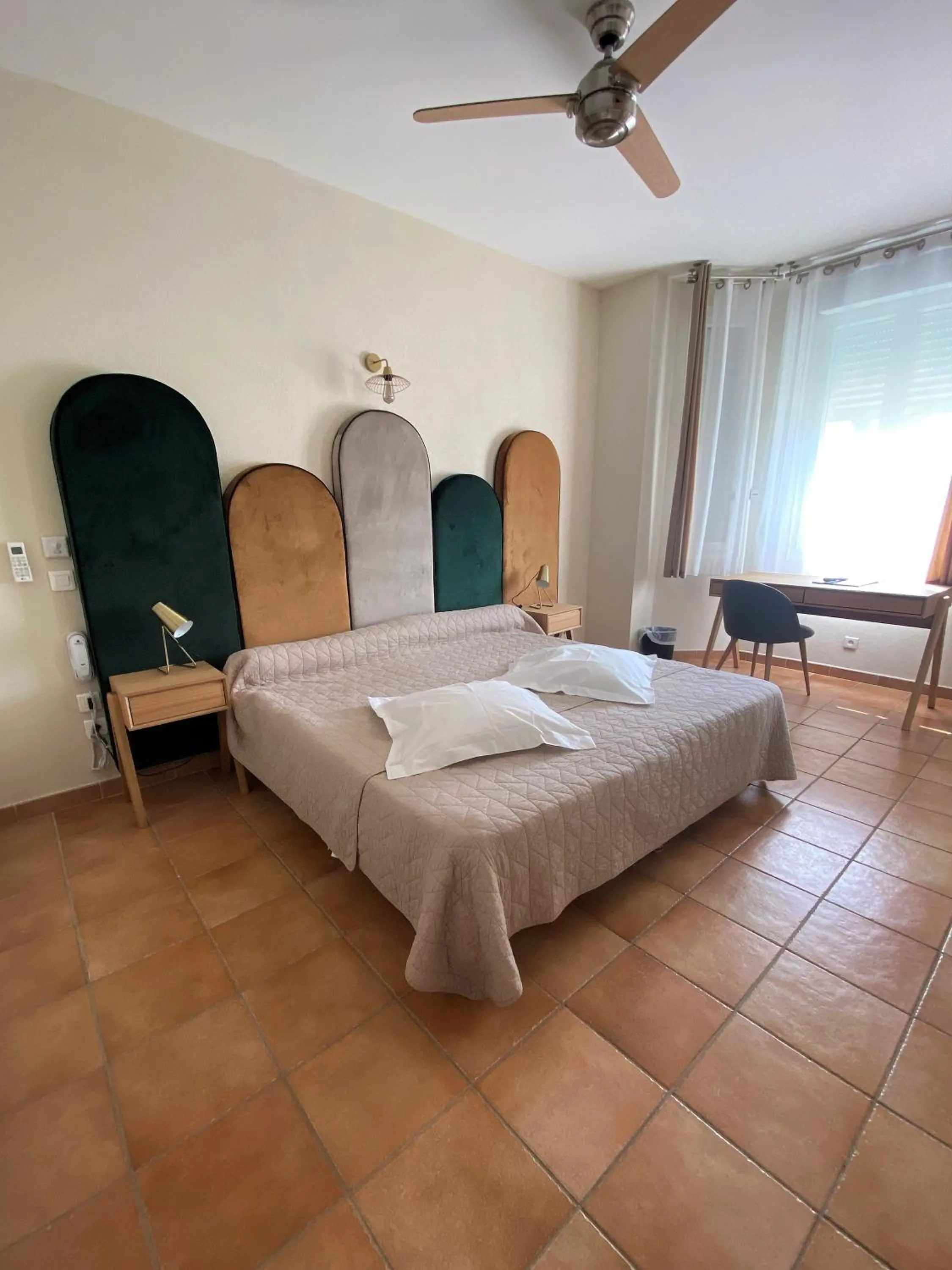 Bed in Splendid Hôtel