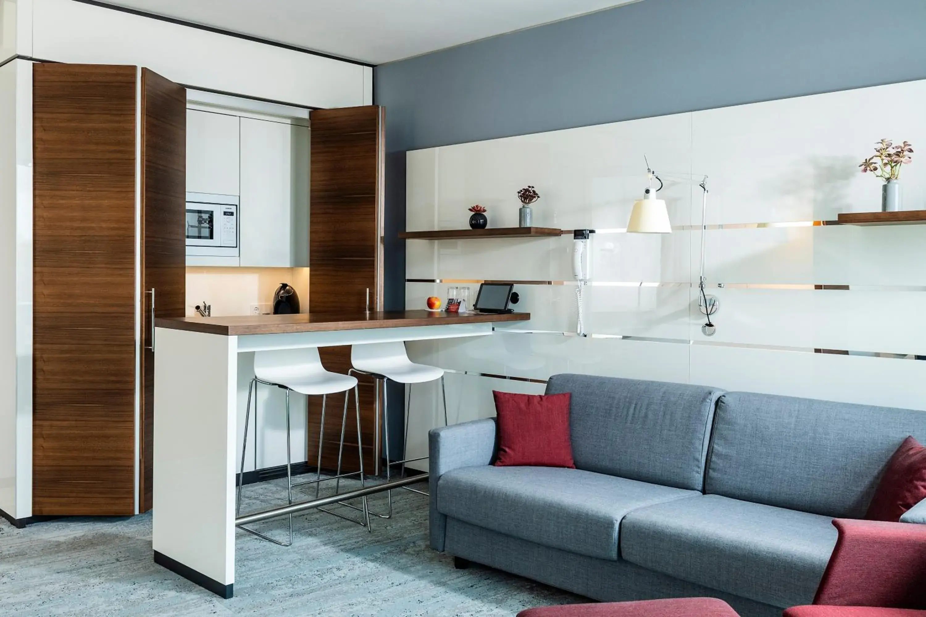 Business Class, Guest room, 2 Twin/Single Bed(s), Sofa bed in Airport Plaza Hotel Hamburg Business Class, Guest room, 2 Twin/Single Bed(s), Sofa bed in Airport Plaza Hotel Hamburg