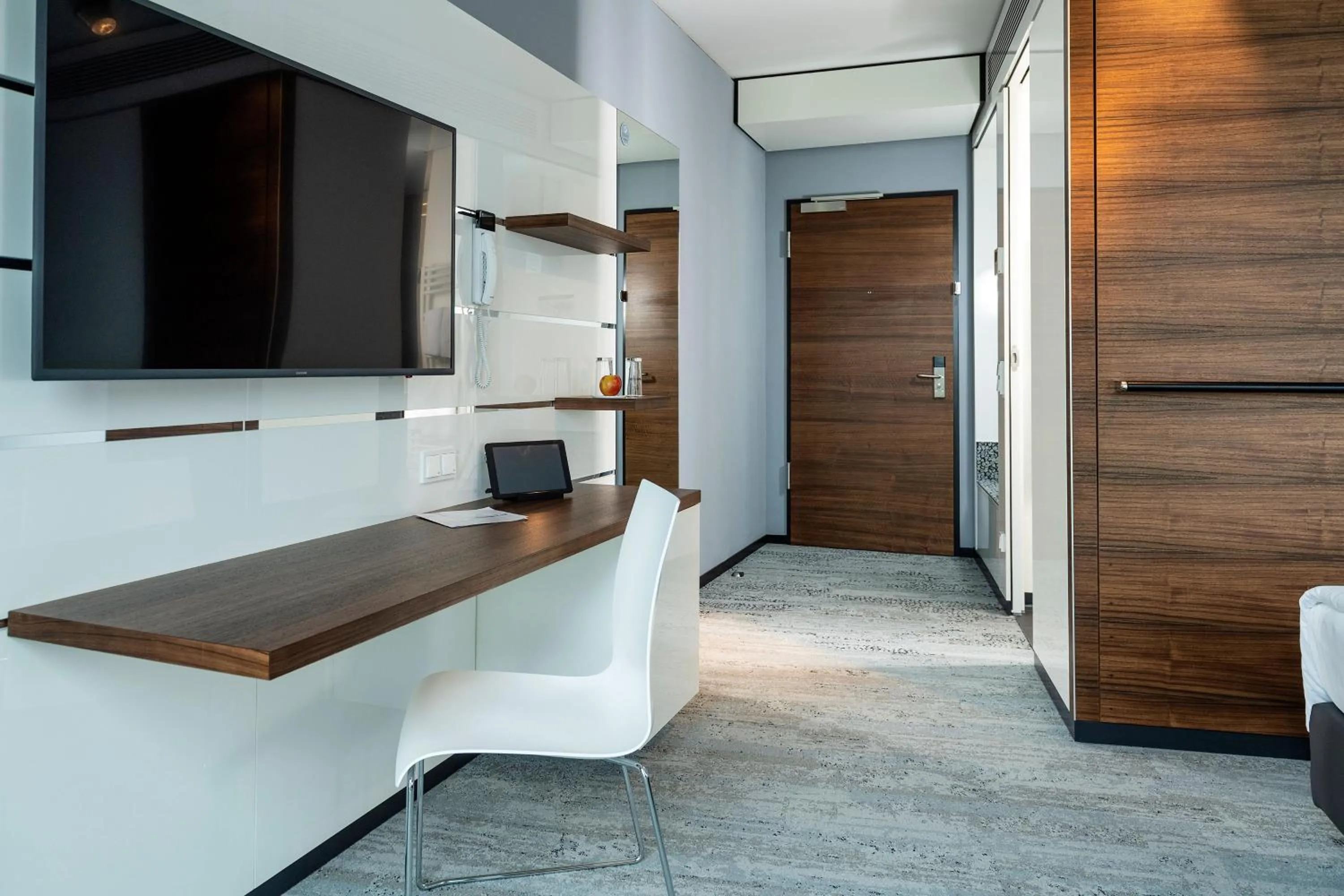 Photo of the whole room in Airport Plaza Hotel Hamburg