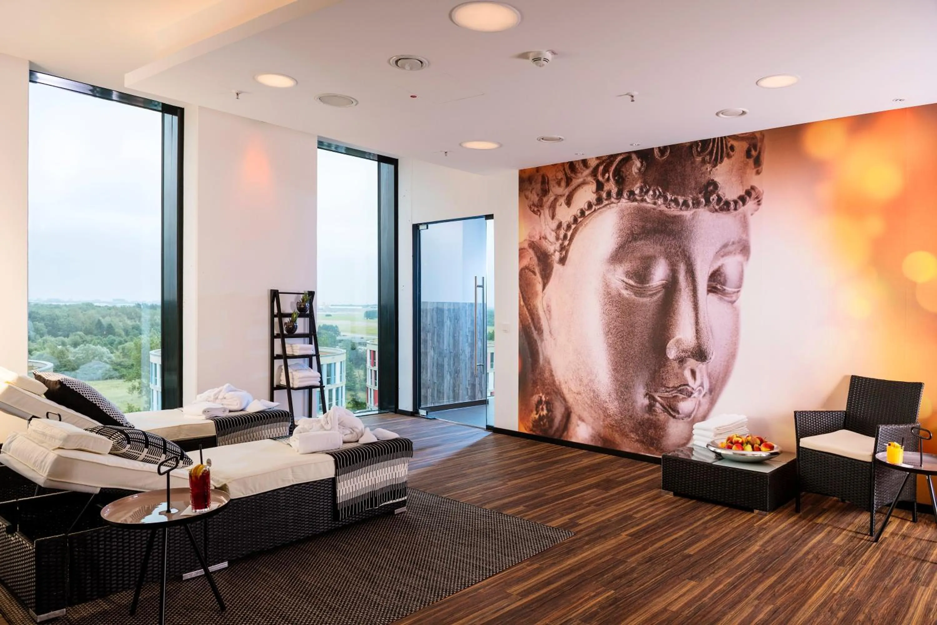 Massage in Airport Plaza Hotel Hamburg