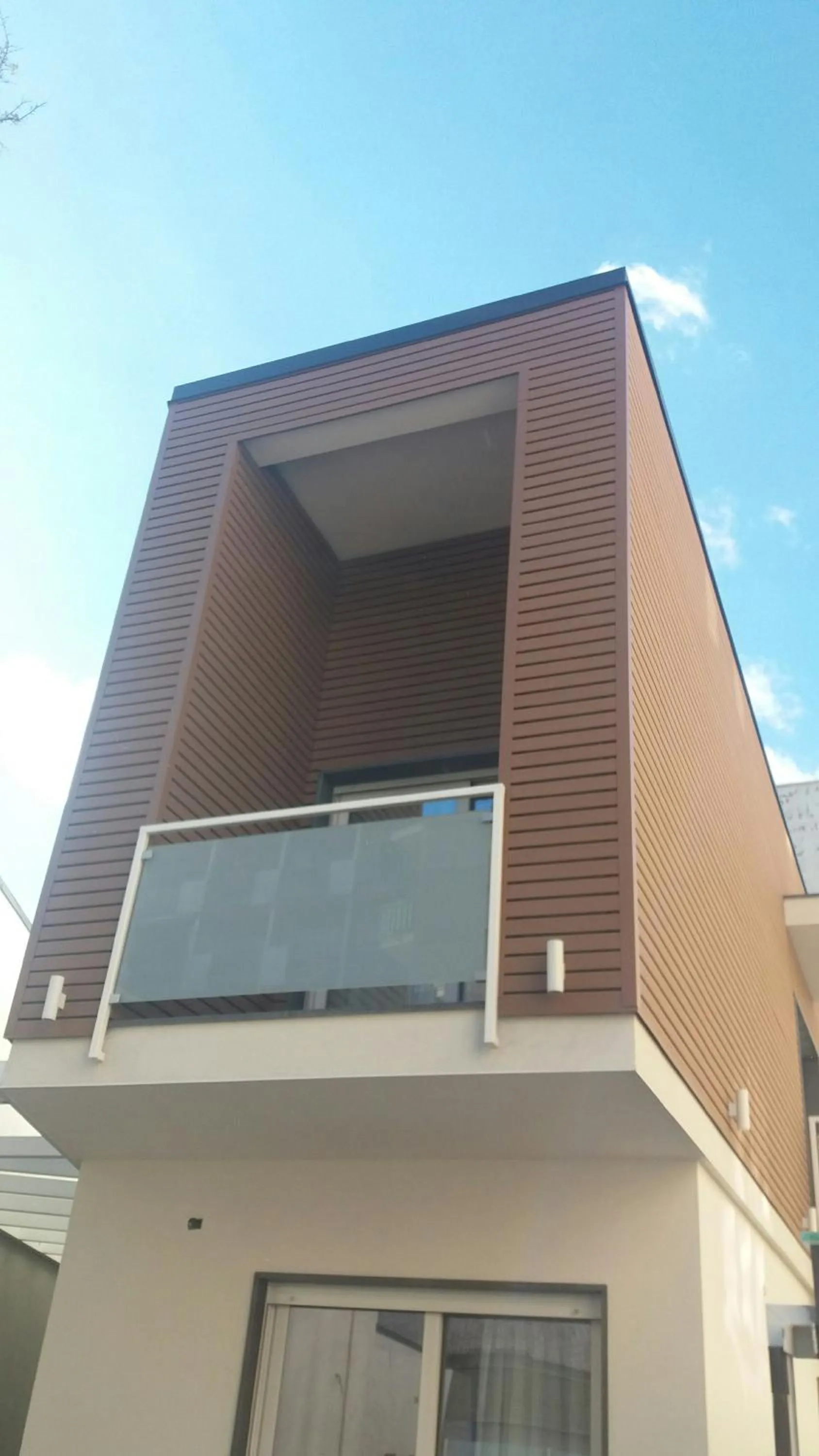 Property building in 8room Hotel