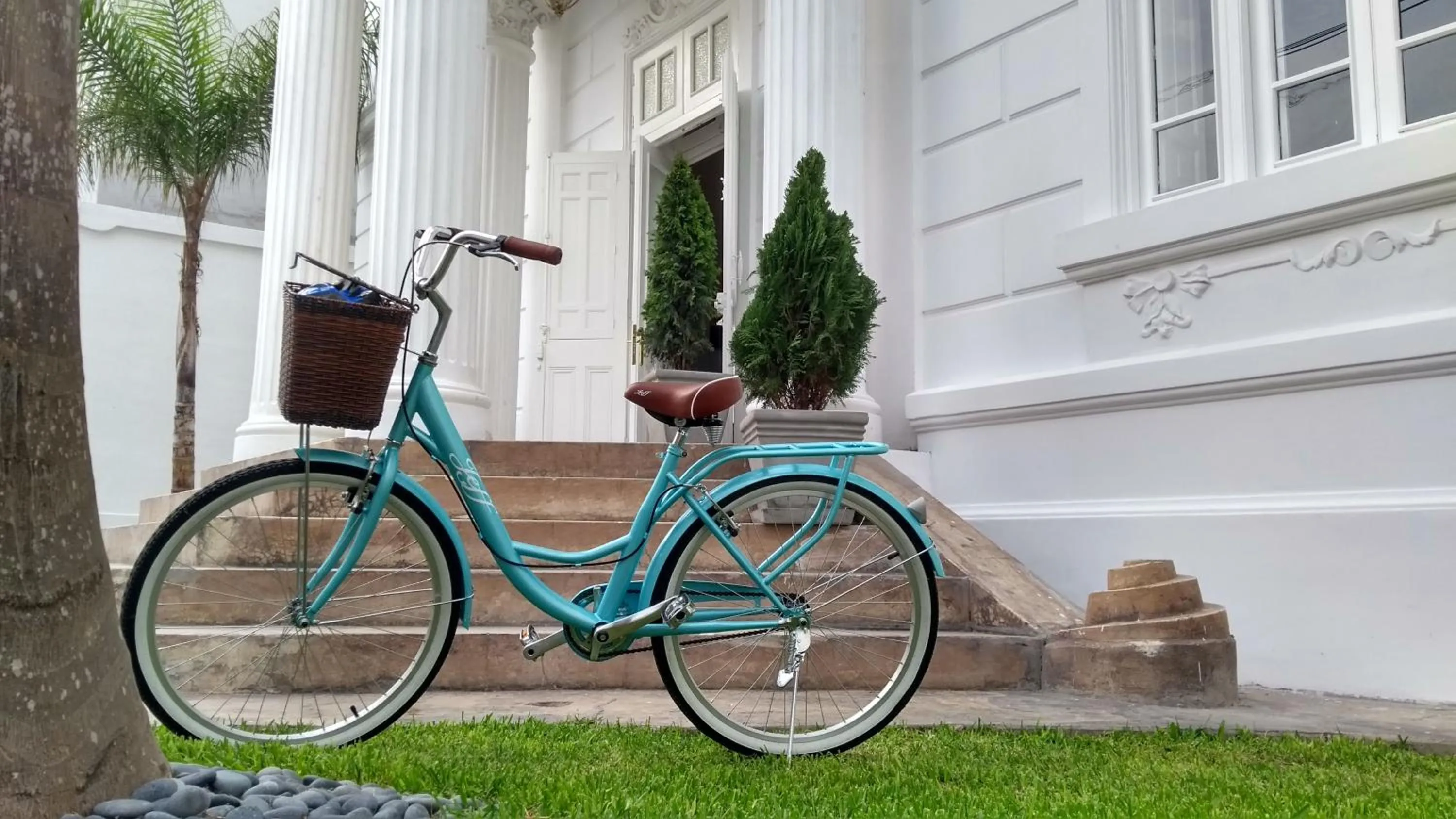 Cycling in Casa Republica Barranco Boutique Hotel