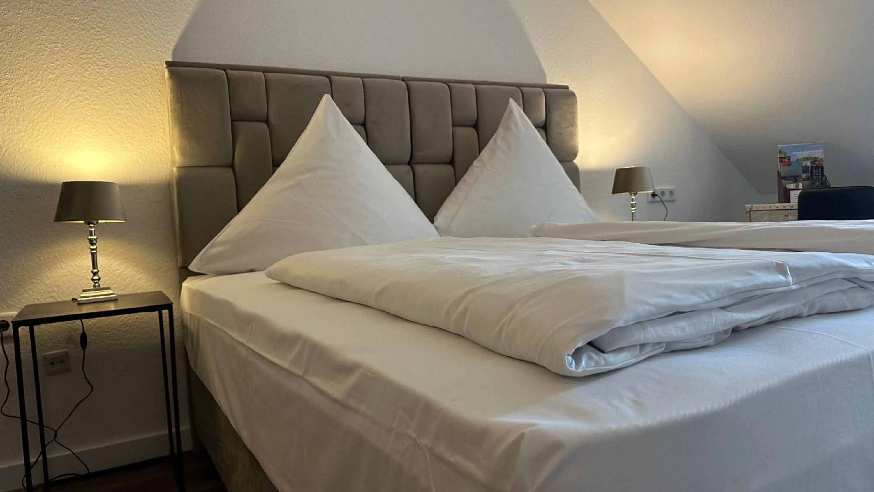 Bed in Hotel Unterfeldhaus