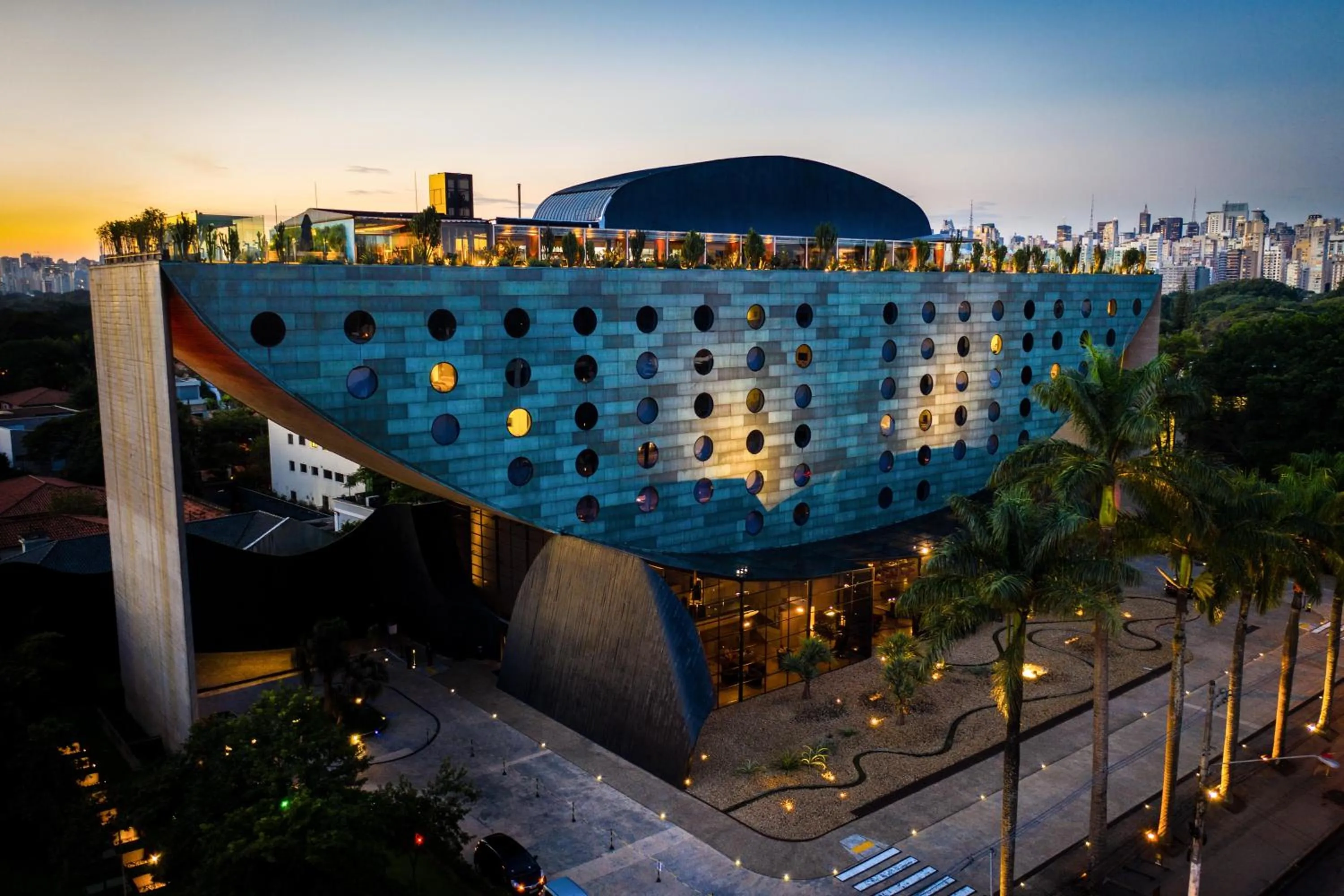 Property building in Hotel Unique