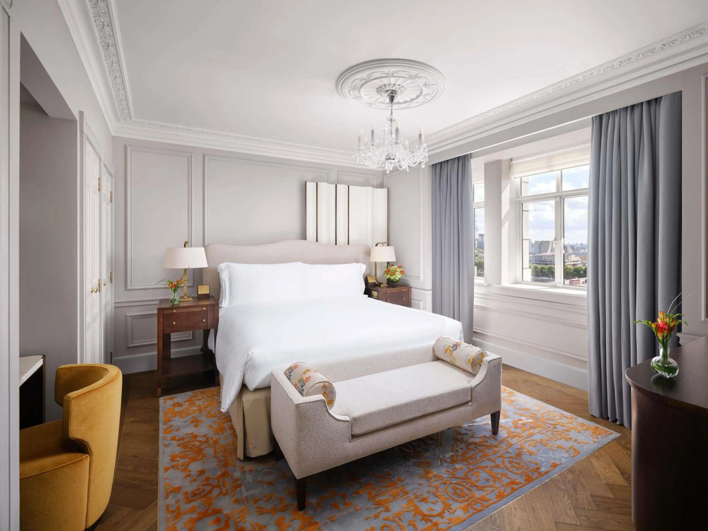 Bedroom, Bed in The Savoy