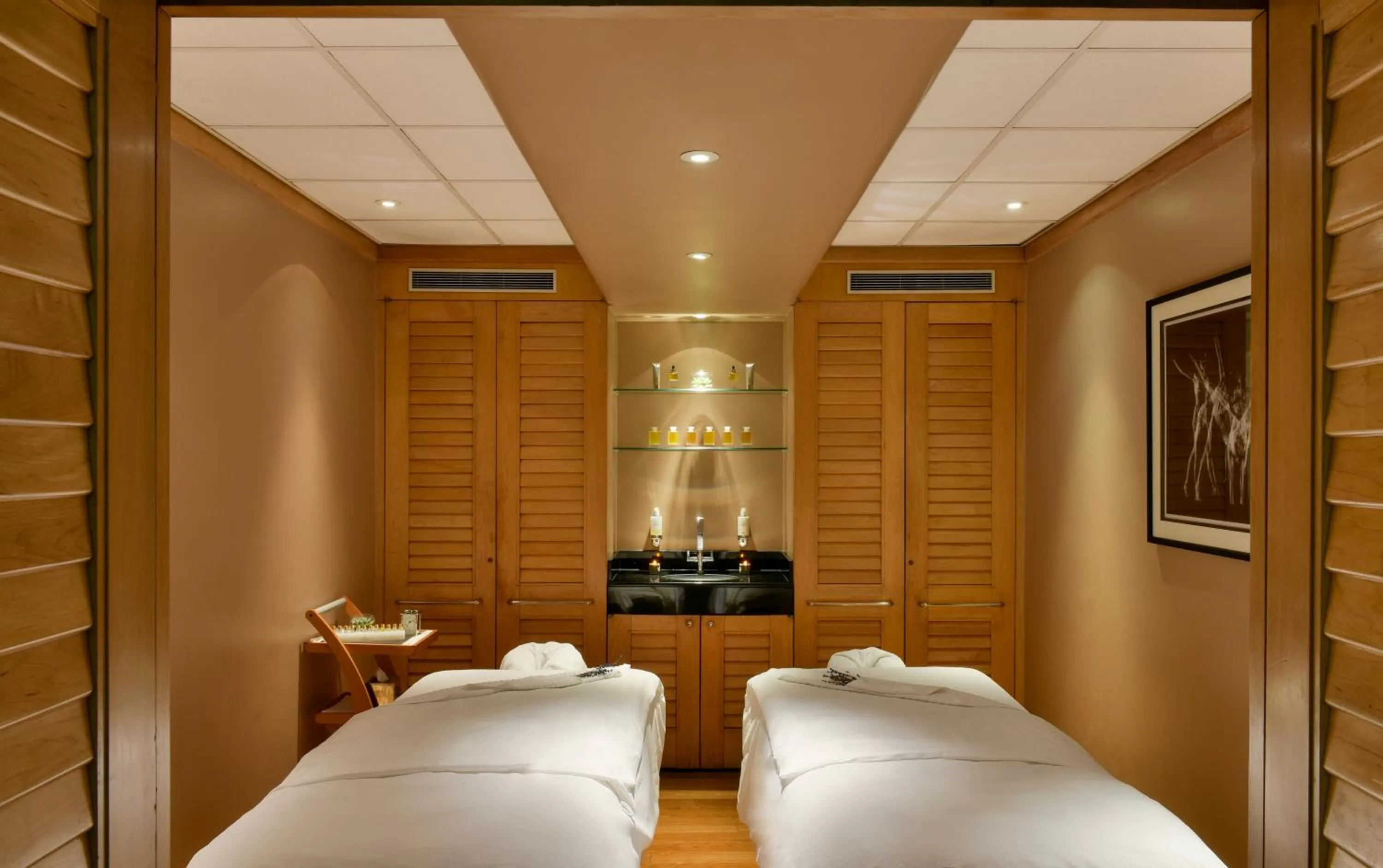 Massage, Bed in The Savoy