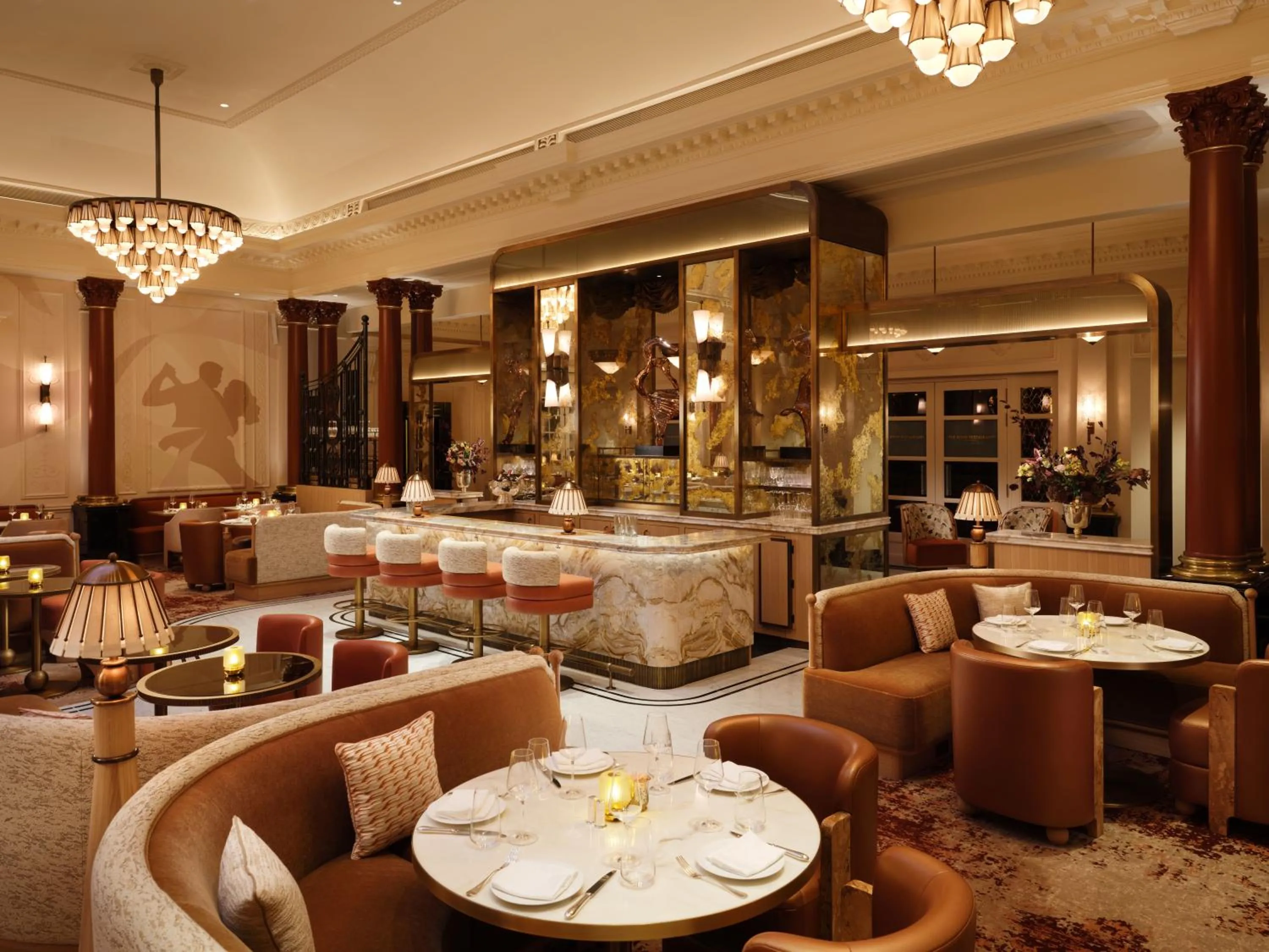 Restaurant/places to eat in The Savoy