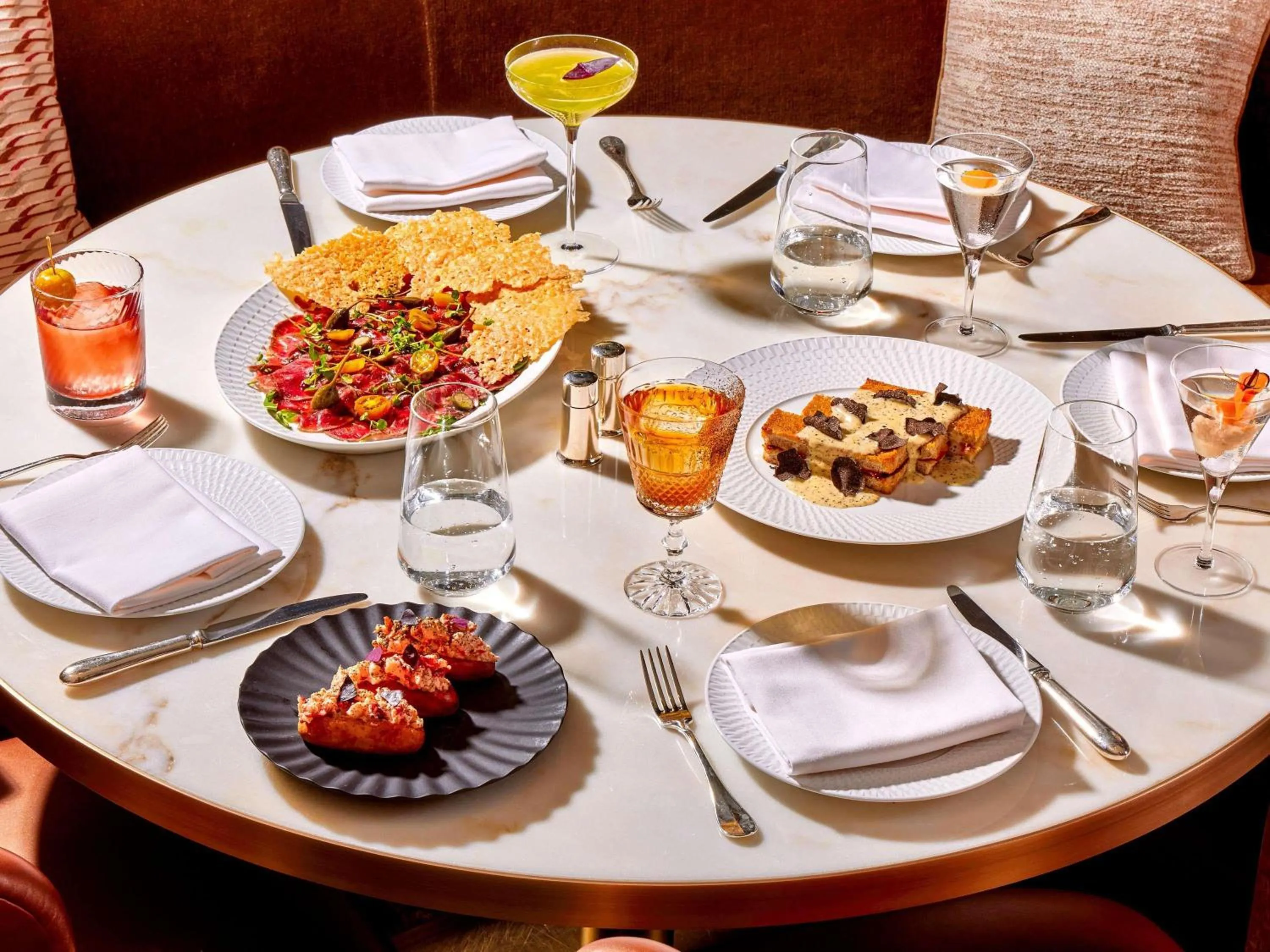 Restaurant/places to eat in The Savoy