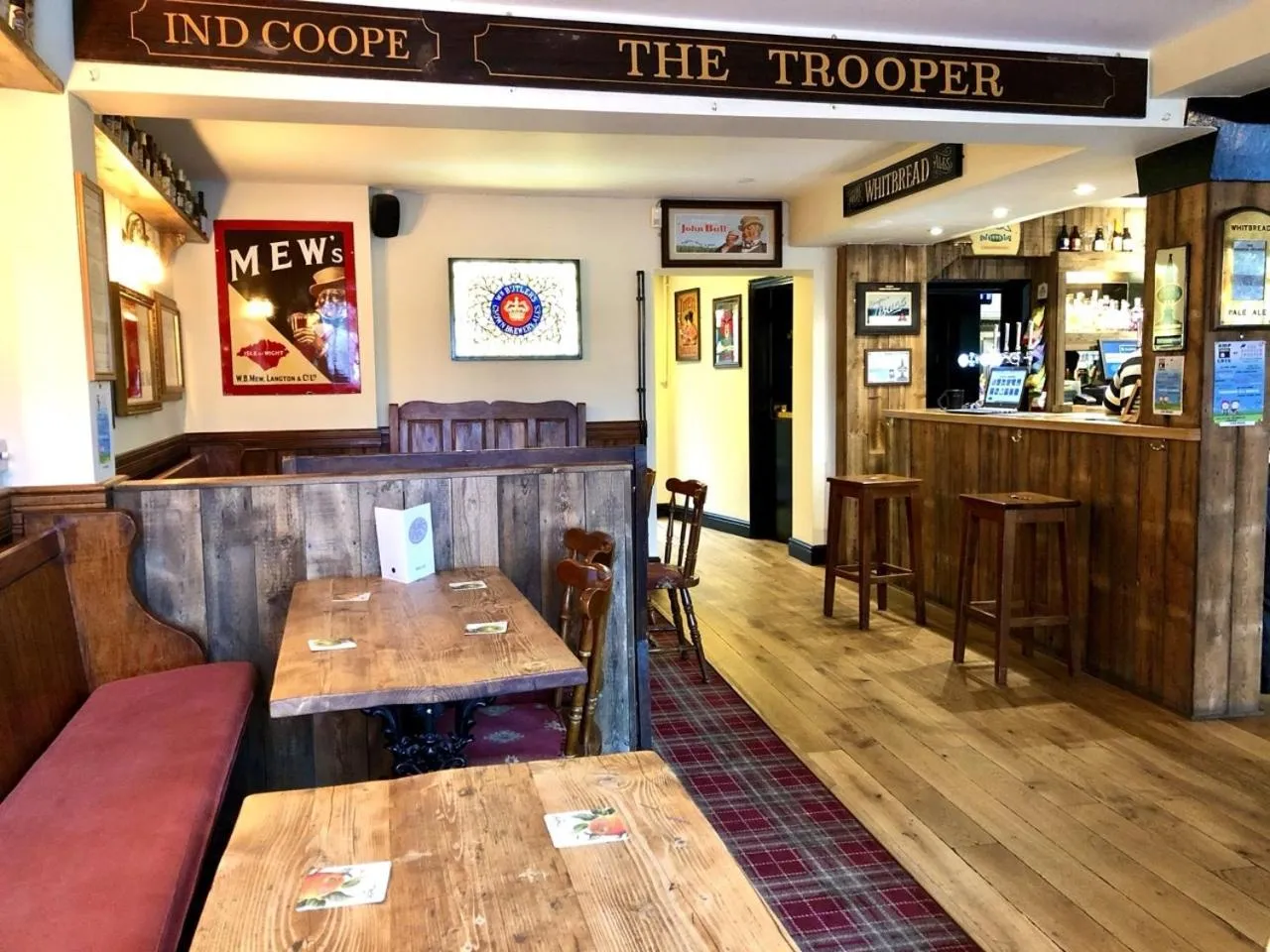 Lounge or bar in The Windsor Trooper Pub & Inn