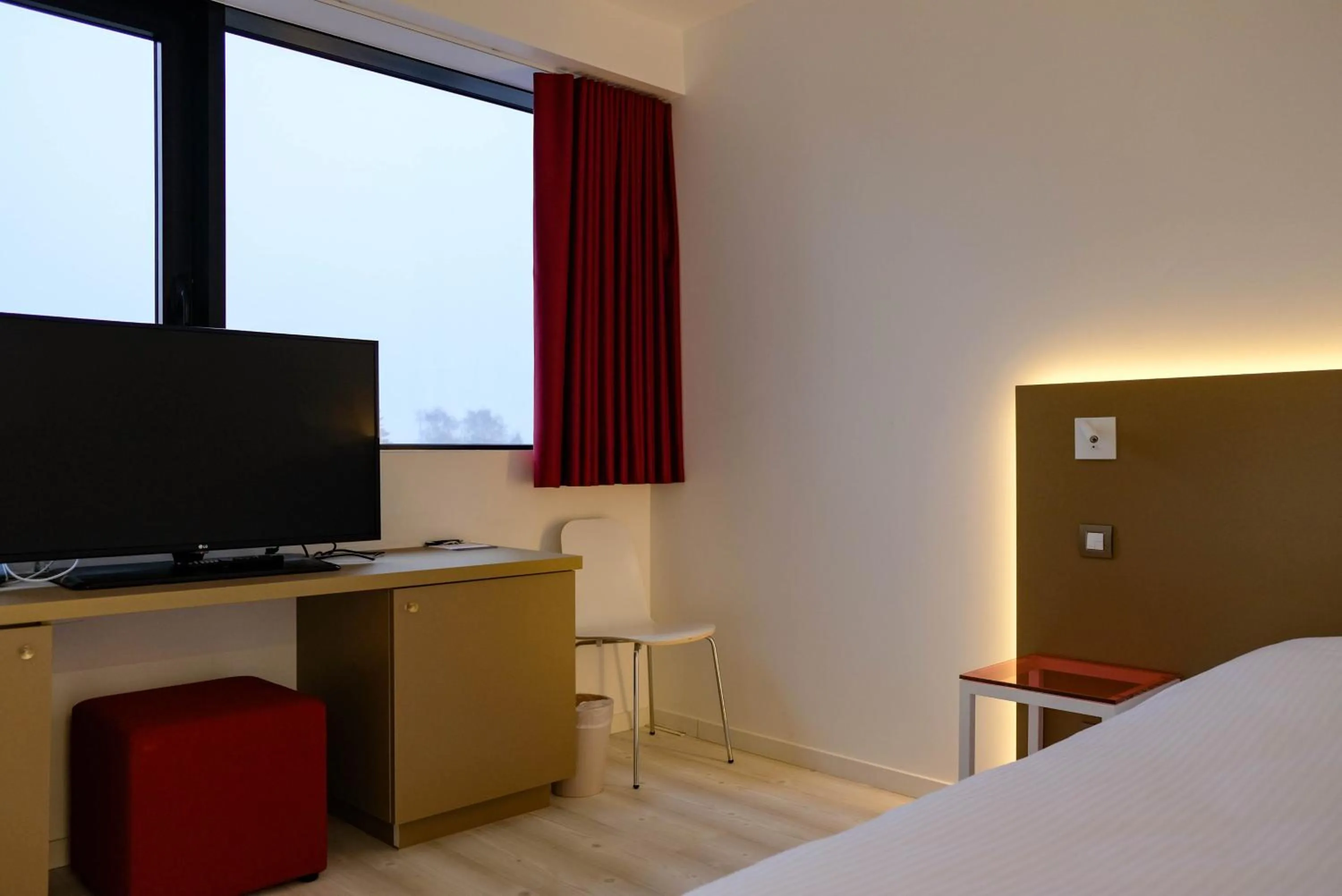 Bed in Corbie Lommel Ring