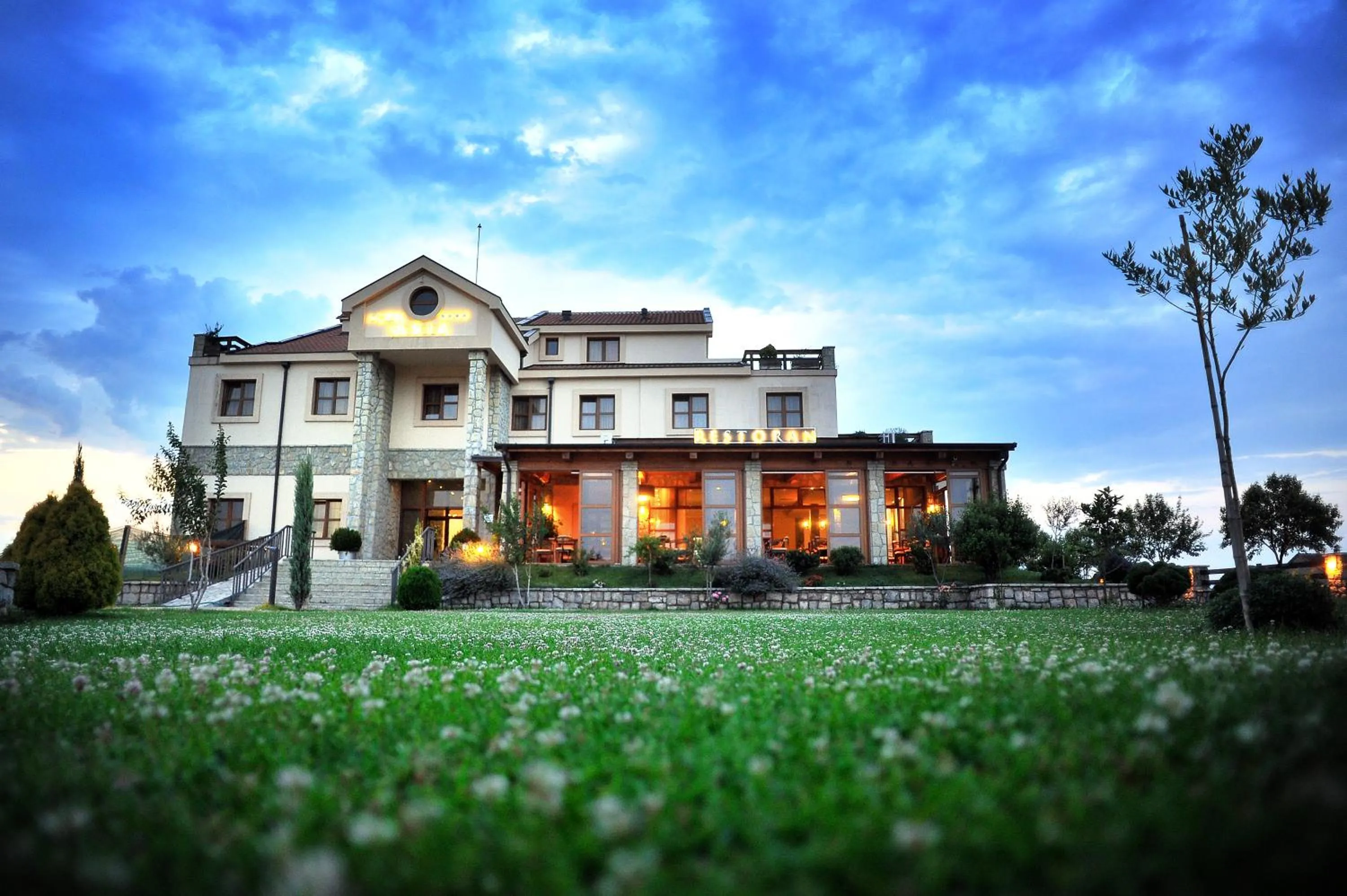 Facade/entrance in Hotel Aria