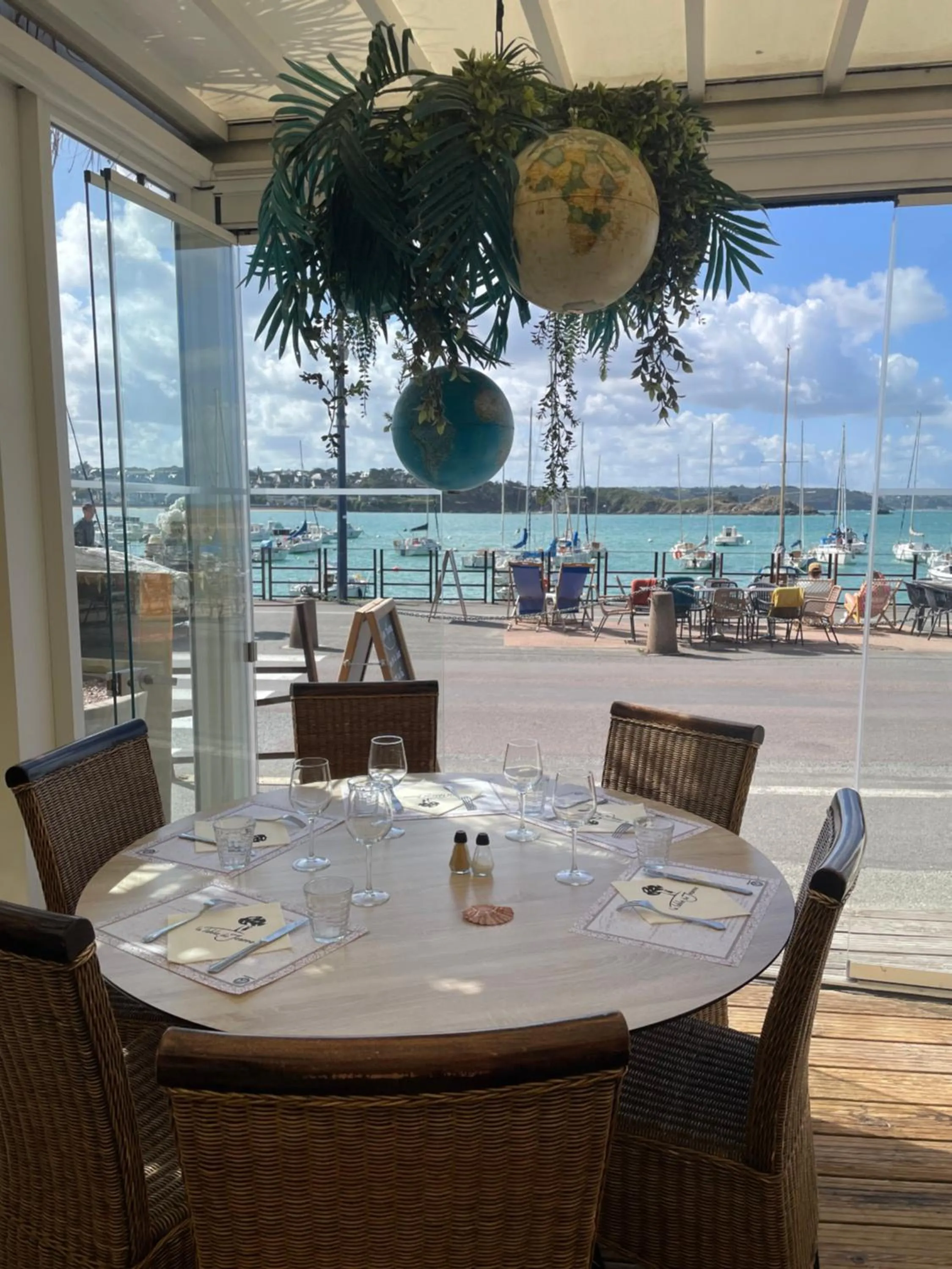 La Table De Jeanne - Hôtel & Restaurant