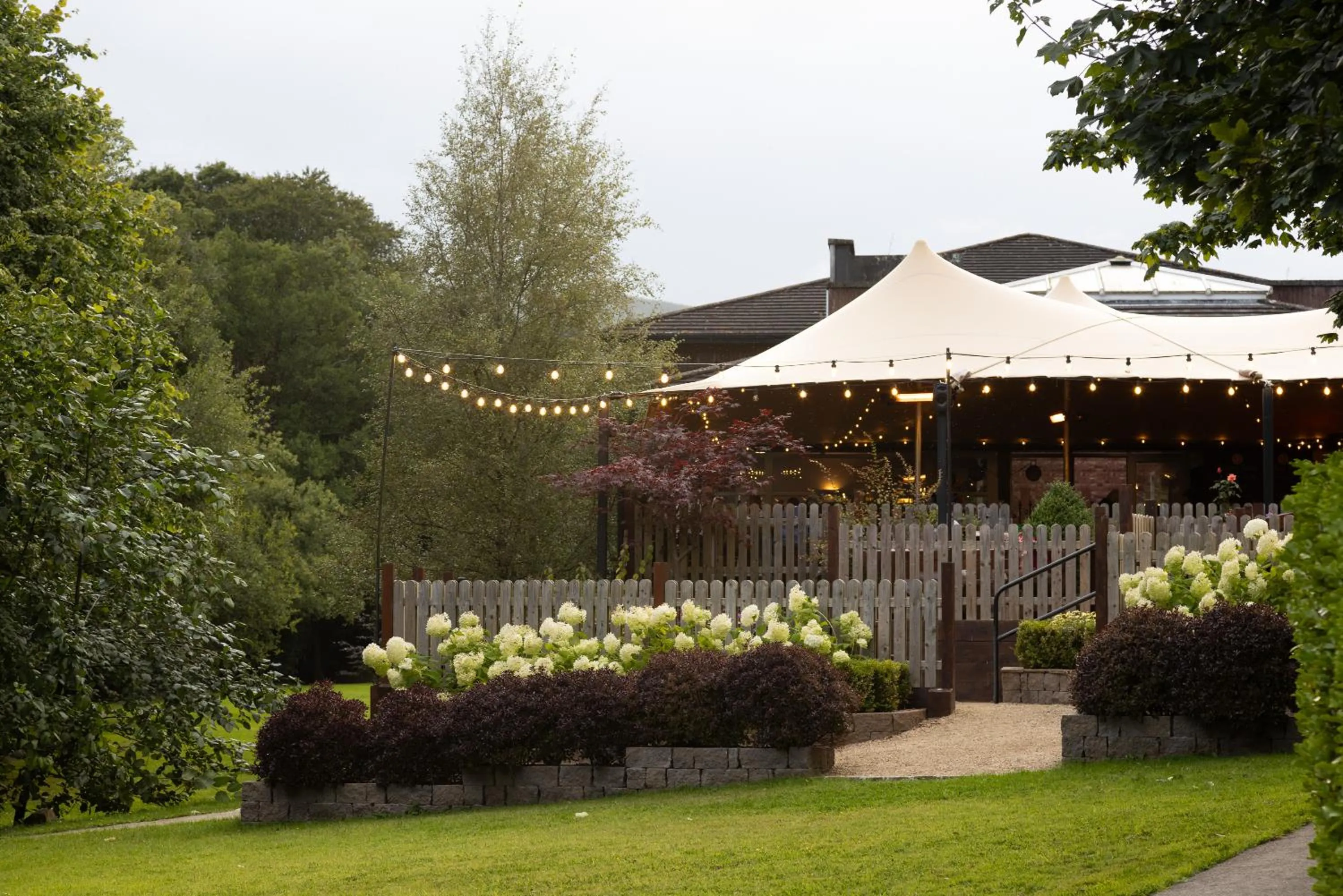 Restaurant/places to eat in The Lodge at Woodenbridge