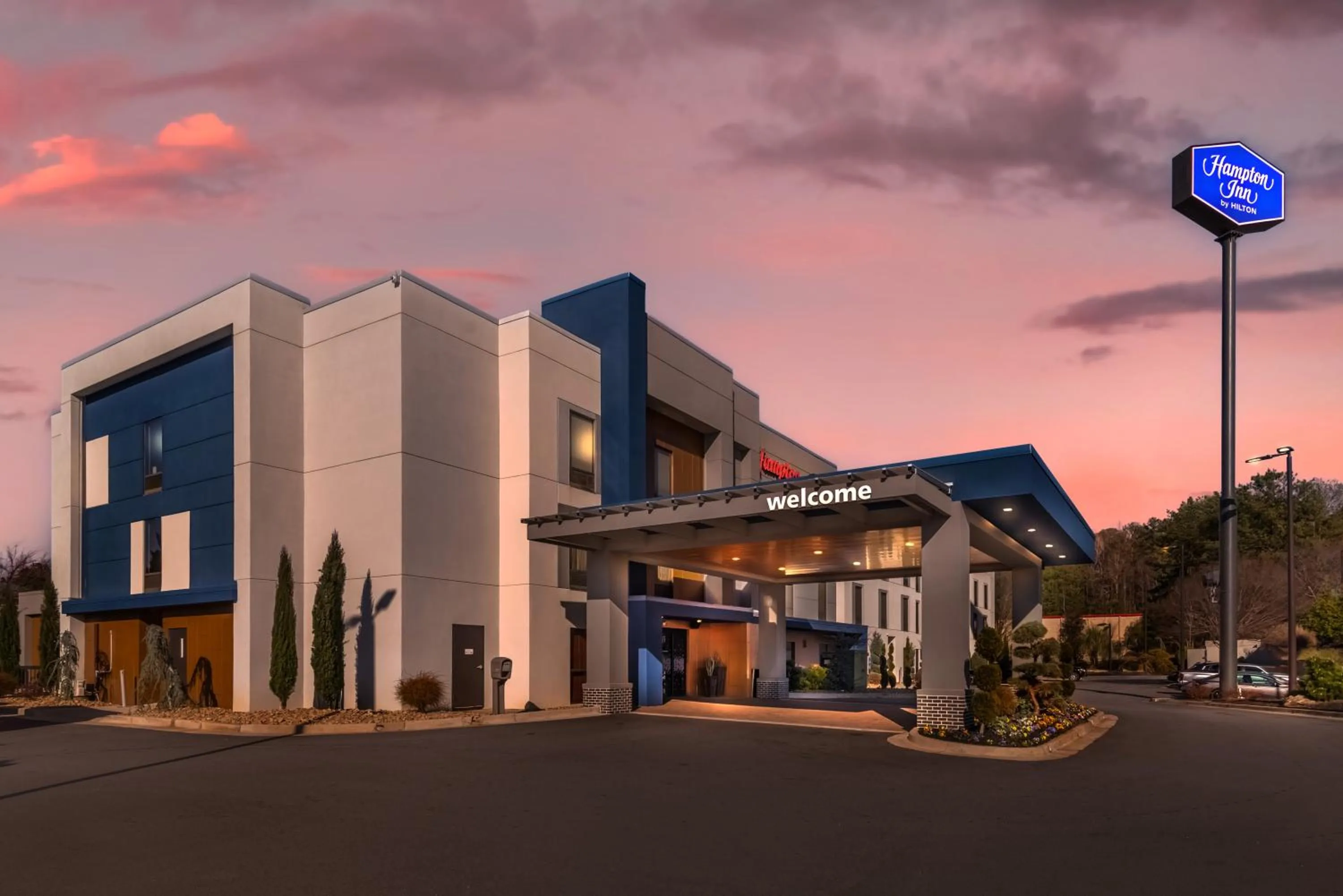 Property building in Hampton Inn Atlanta-Stockbridge