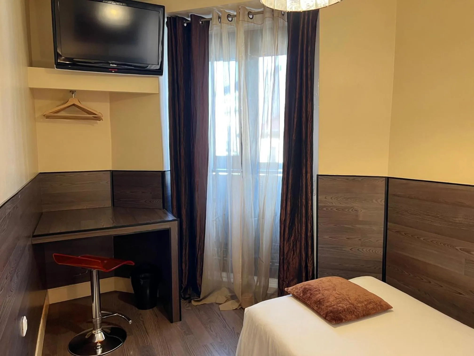 Bedroom in THC Bergantin Hostel