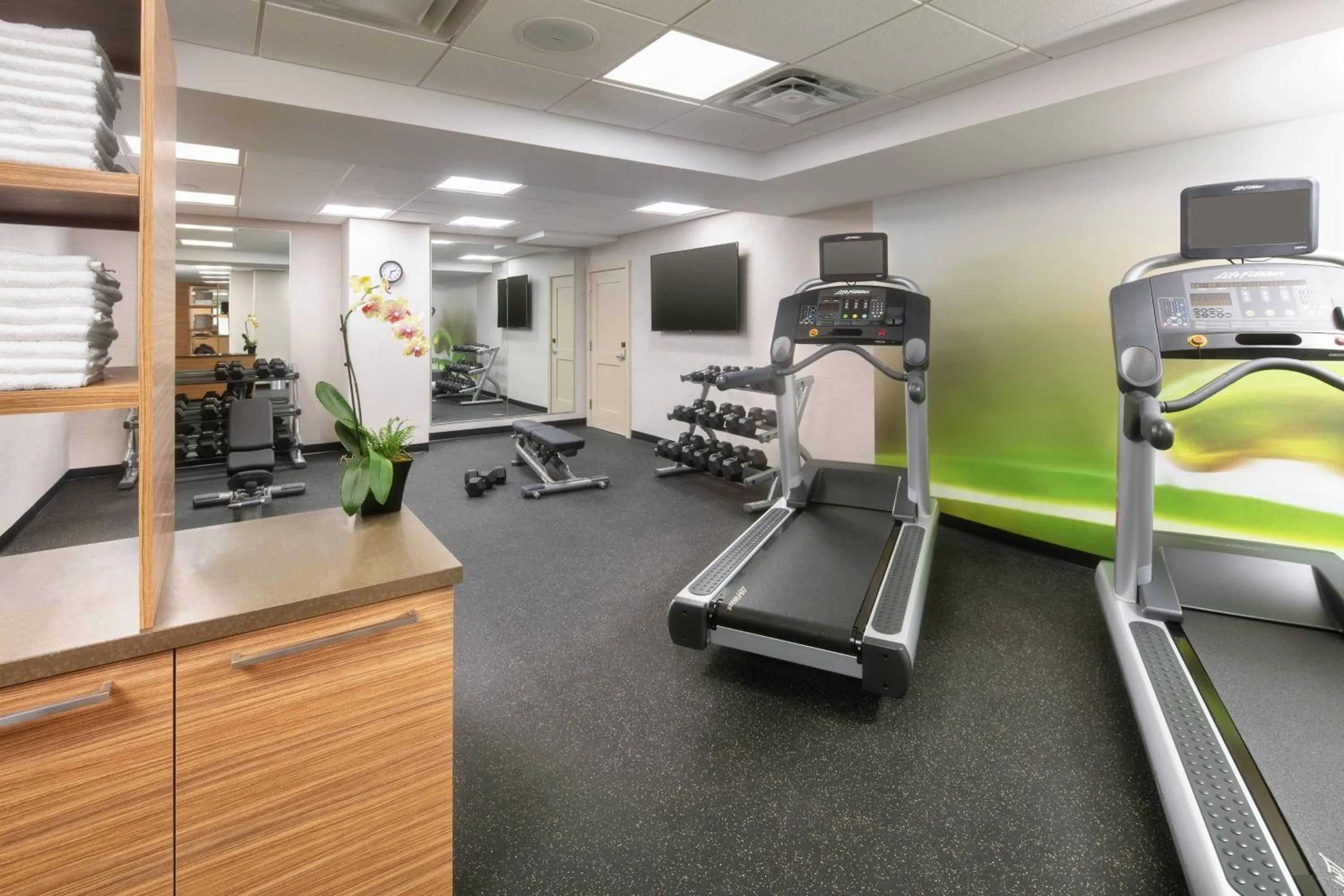 Fitness centre/facilities in TownePlace Suites by Marriott San Diego Downtown