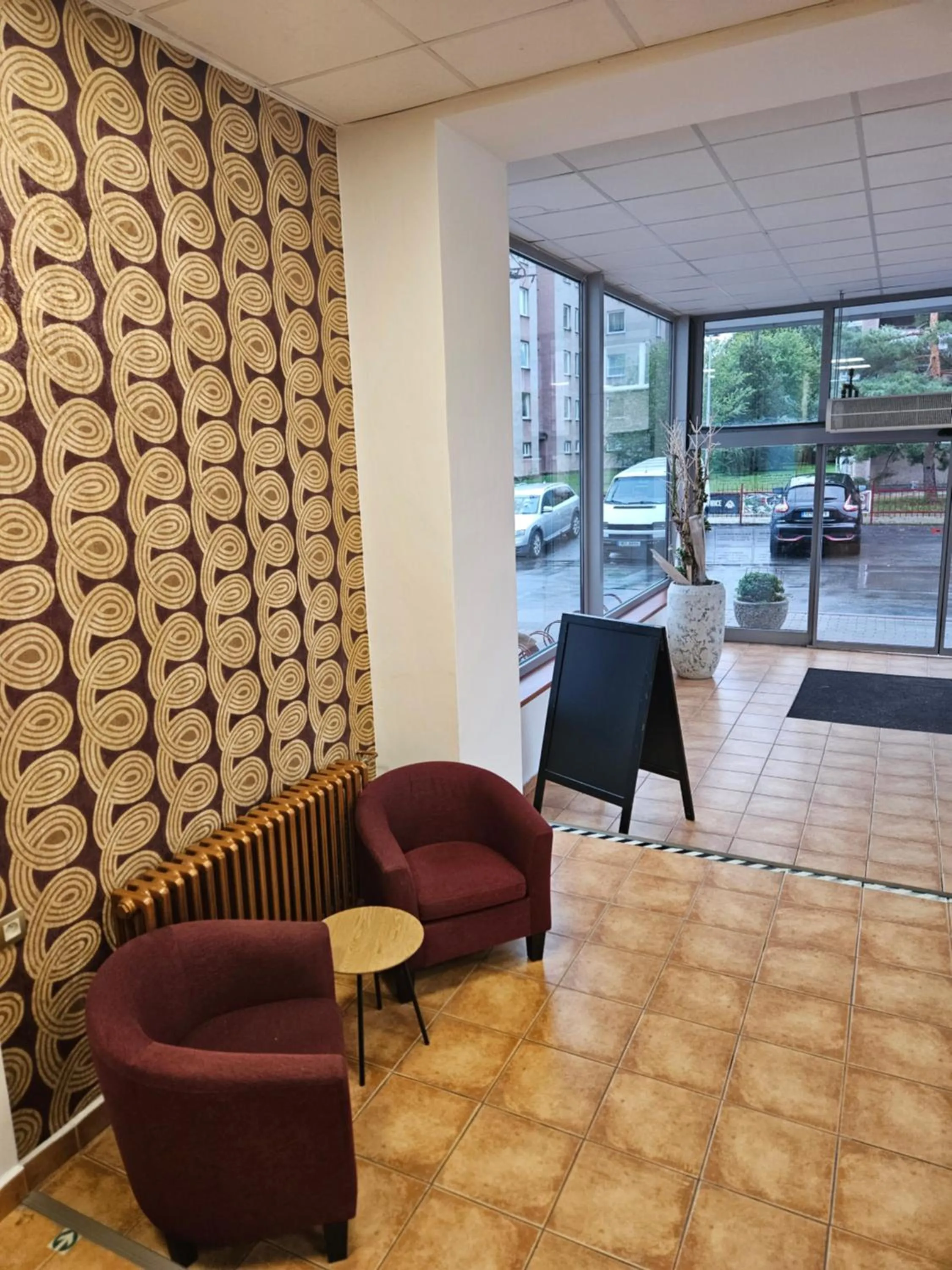 Property building in Hotel Trim