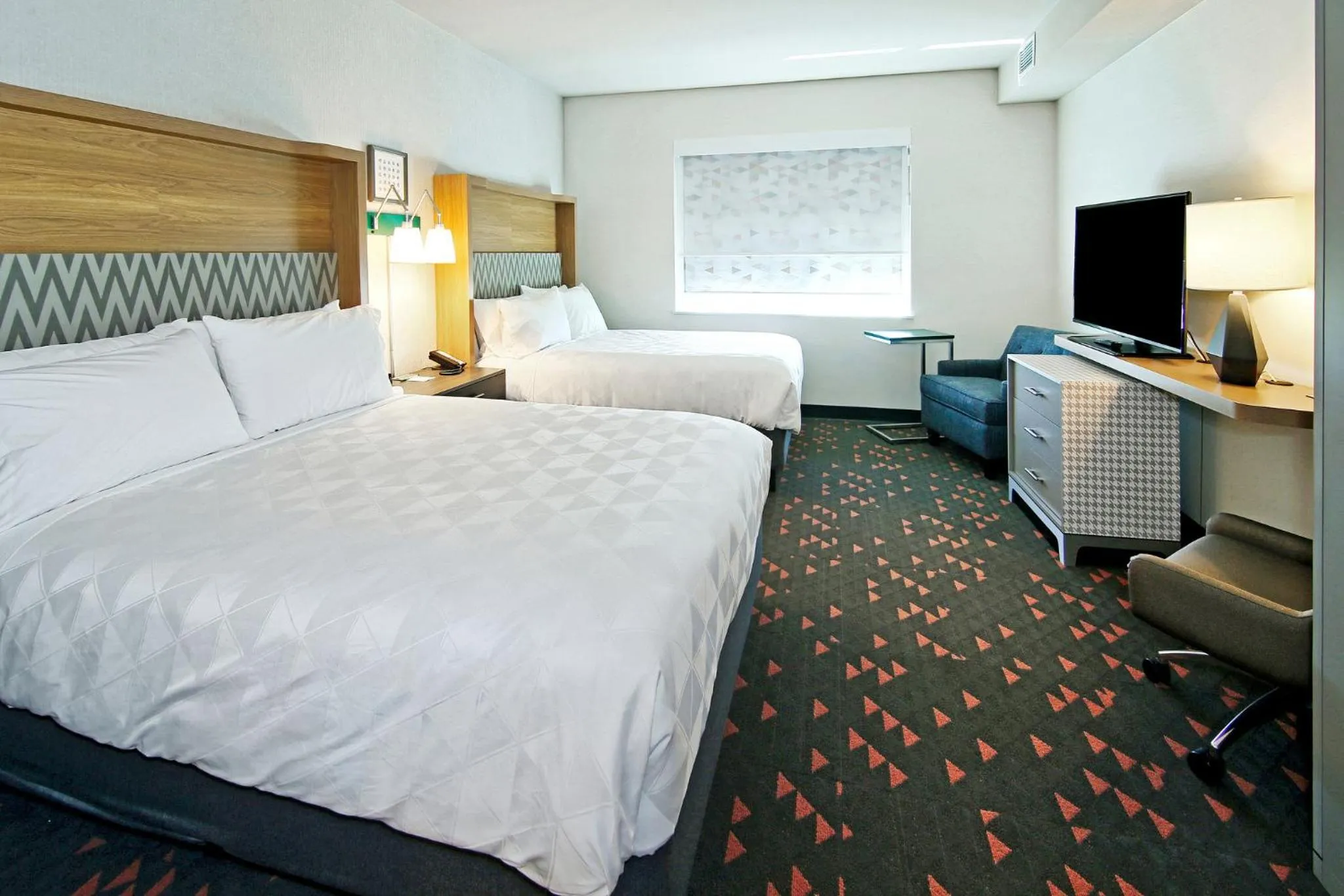 Photo of the whole room, Bed in Holiday Inn Hotel & Suites - Calgary Airport North by IHG
