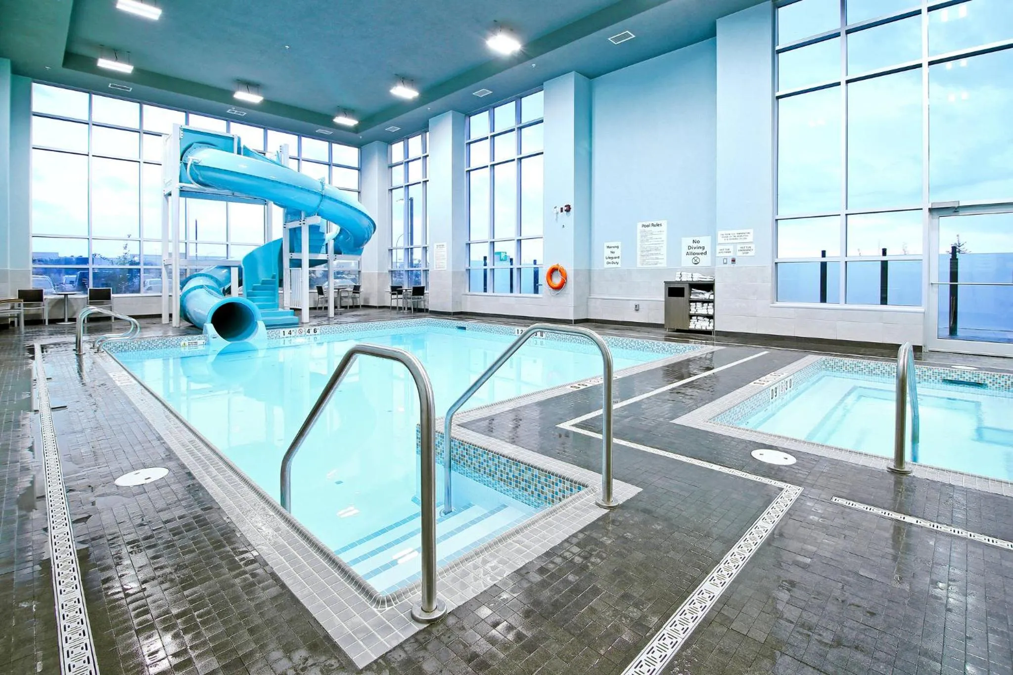 Swimming pool in Holiday Inn Hotel & Suites - Calgary Airport North by IHG