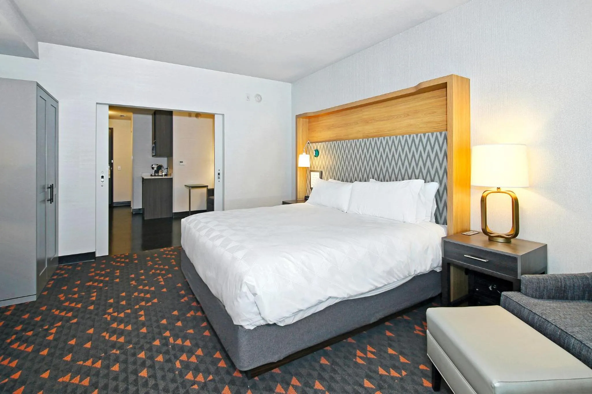 Photo of the whole room, Bed in Holiday Inn Hotel & Suites - Calgary Airport North by IHG