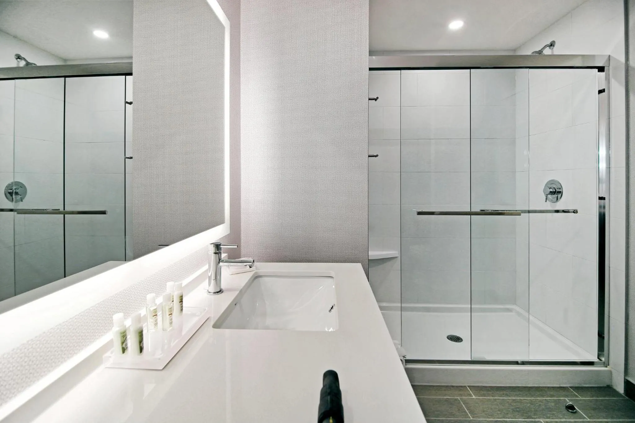 Photo of the whole room in Holiday Inn Hotel & Suites - Calgary Airport North by IHG