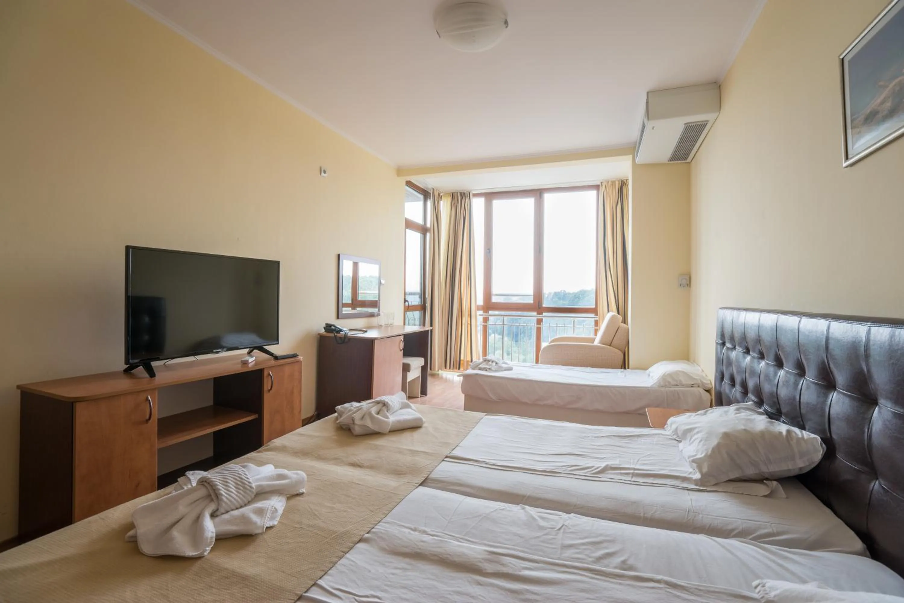 Photo of the whole room, Bed in Perla Sun Beach Hotel - All Inclusive