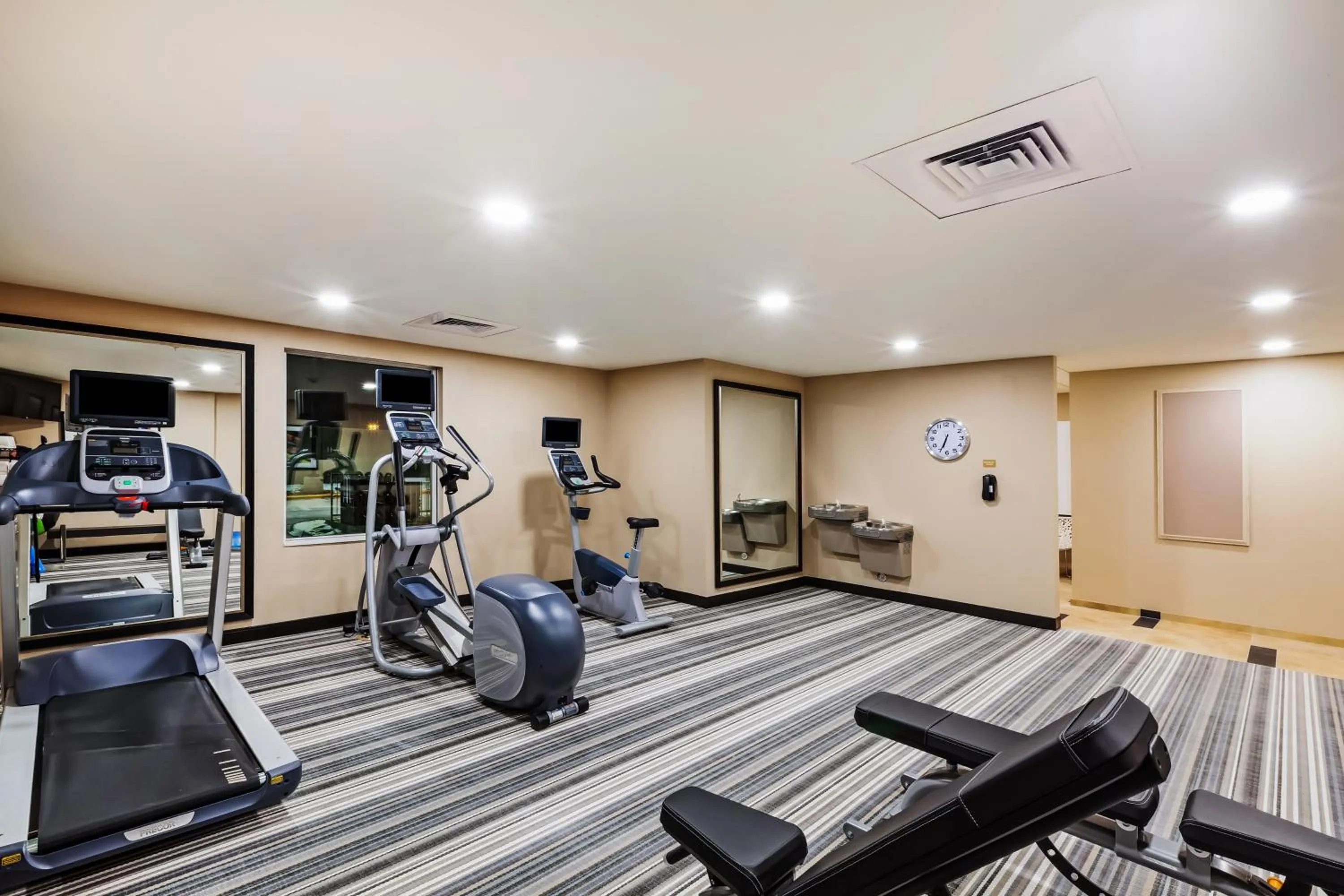 Fitness centre/facilities in Candlewood Suites Lenexa - Overland Park Area by IHG