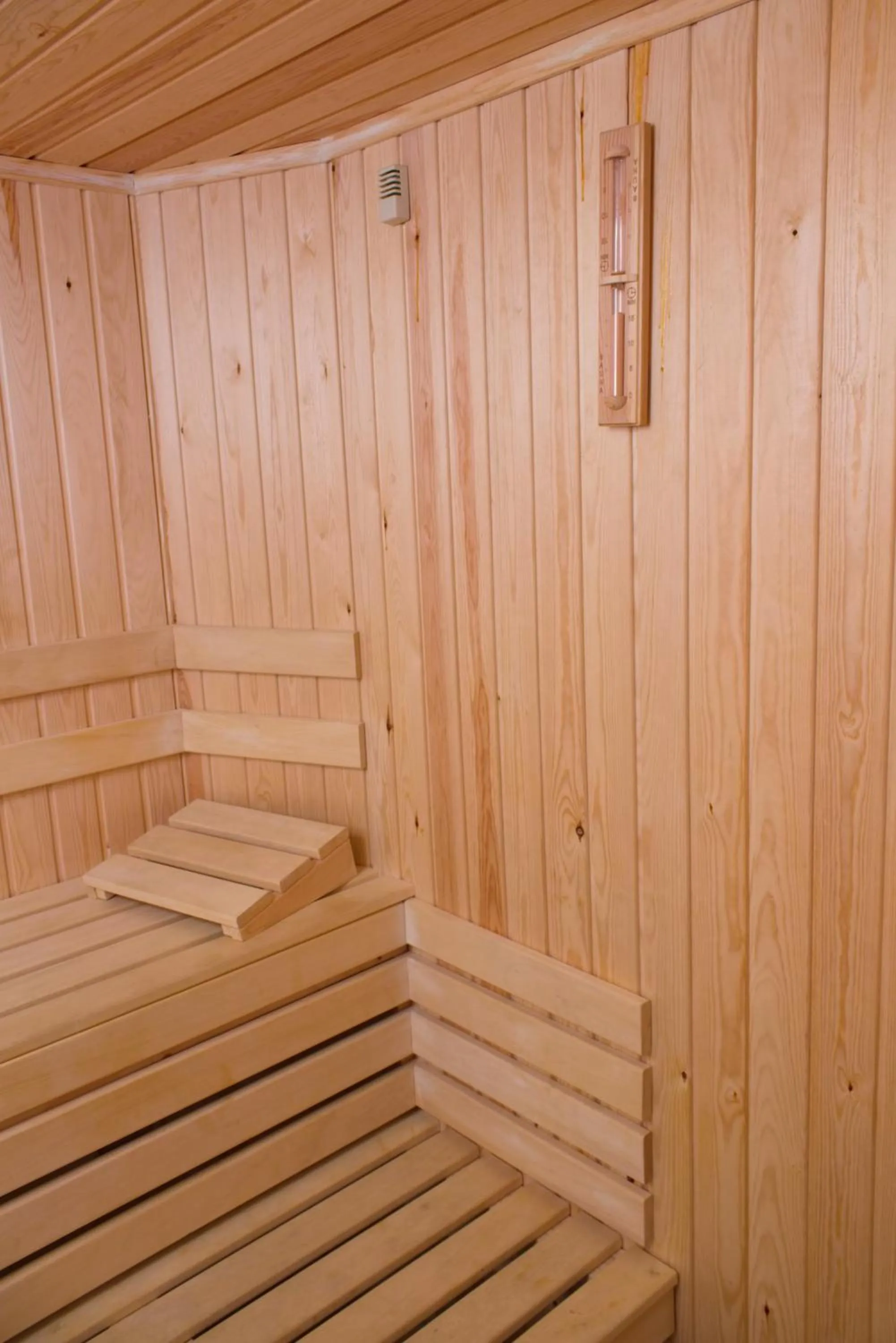 Sauna in Семеен хотел Кристал