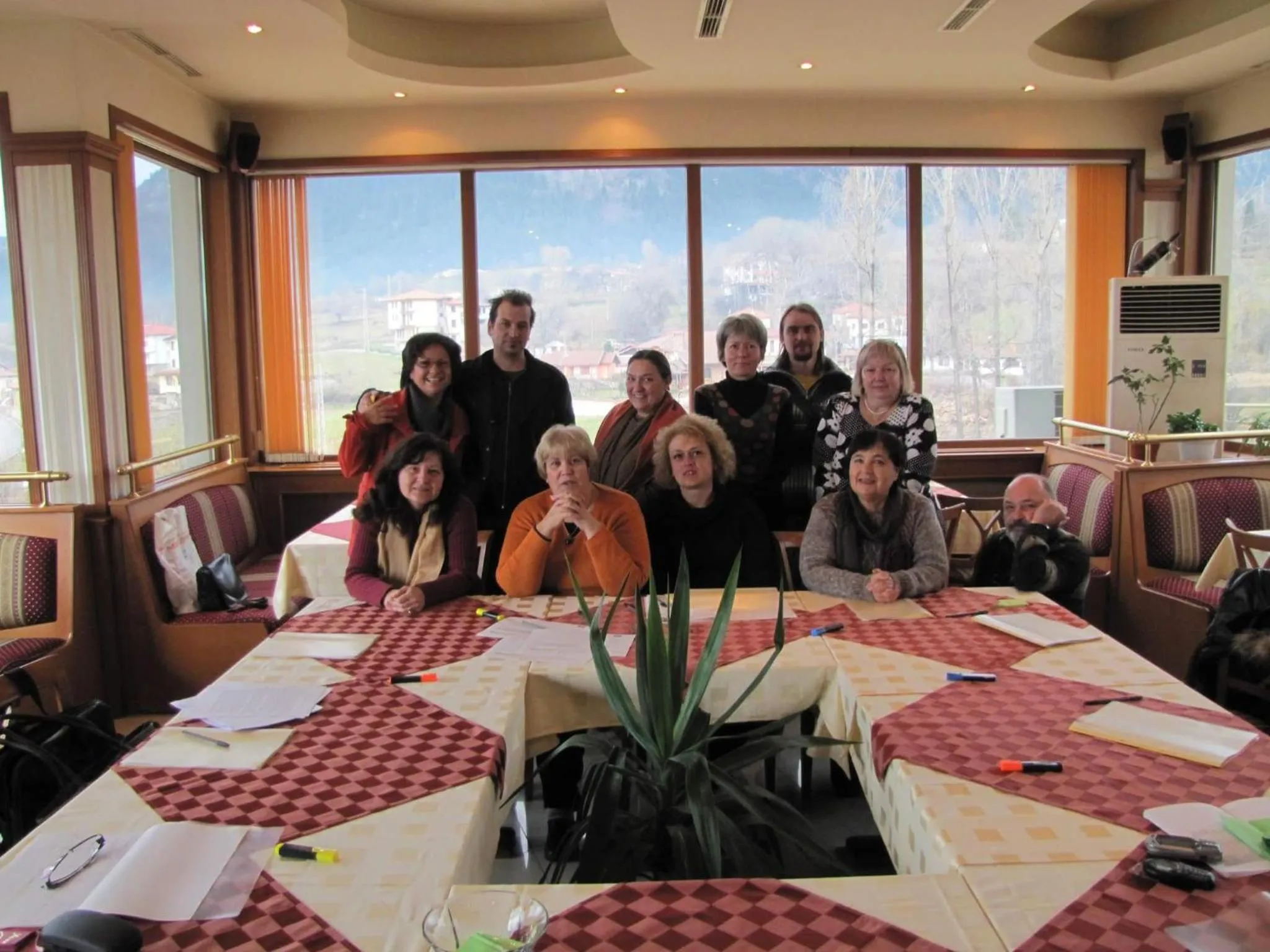 Семеен хотел Кристал