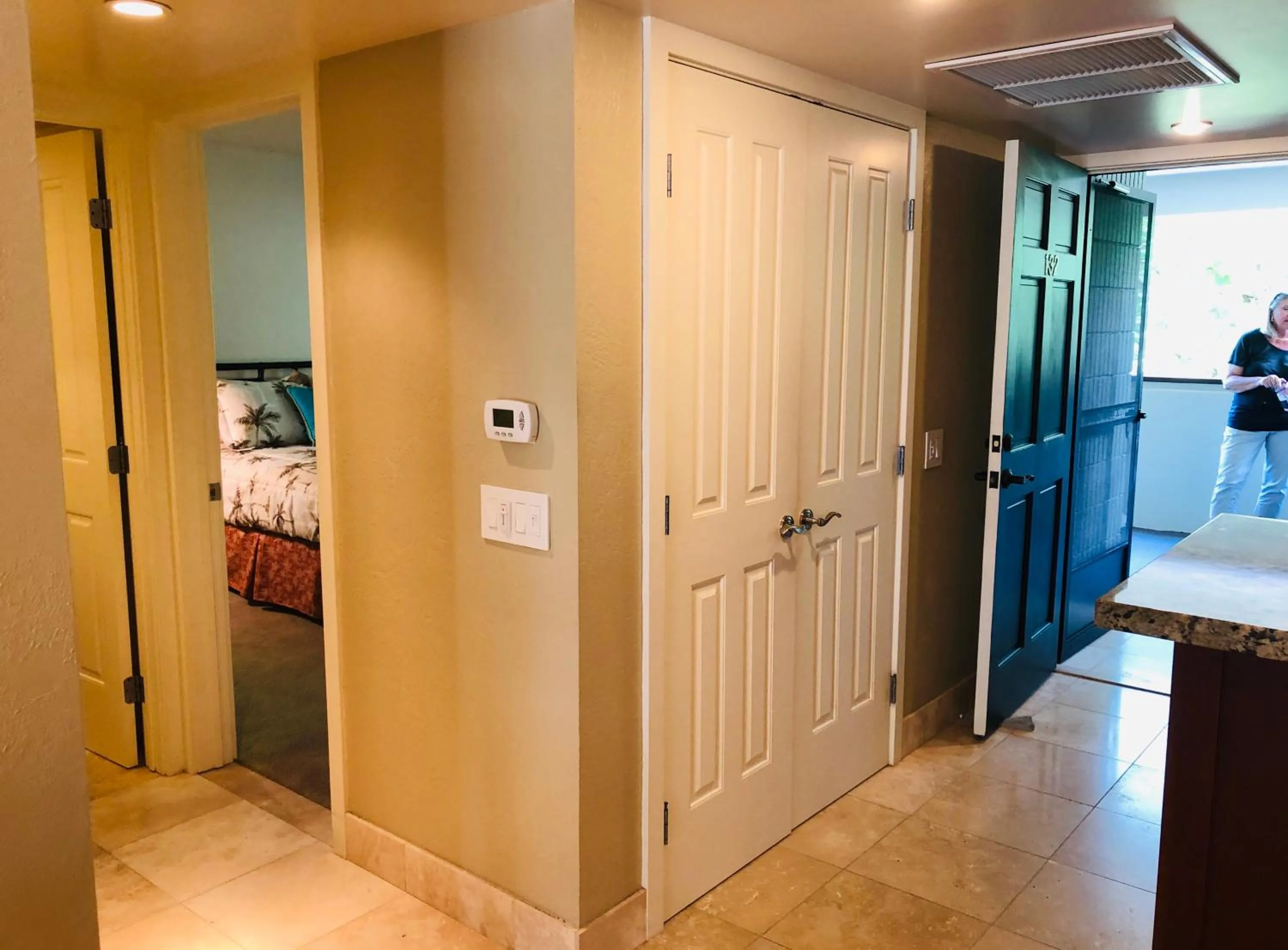 Bedroom, Bed in Kona Magic Honu Room