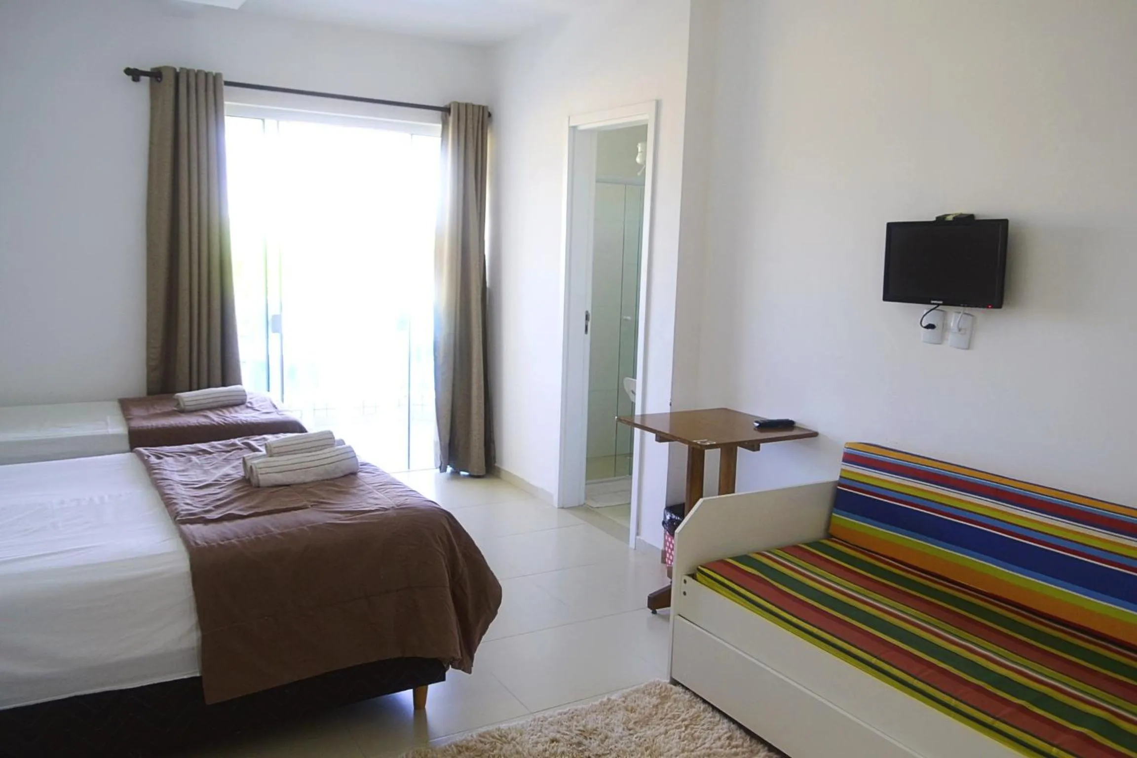 Photo of the whole room, Bed in Monte Libano Apart Hotel