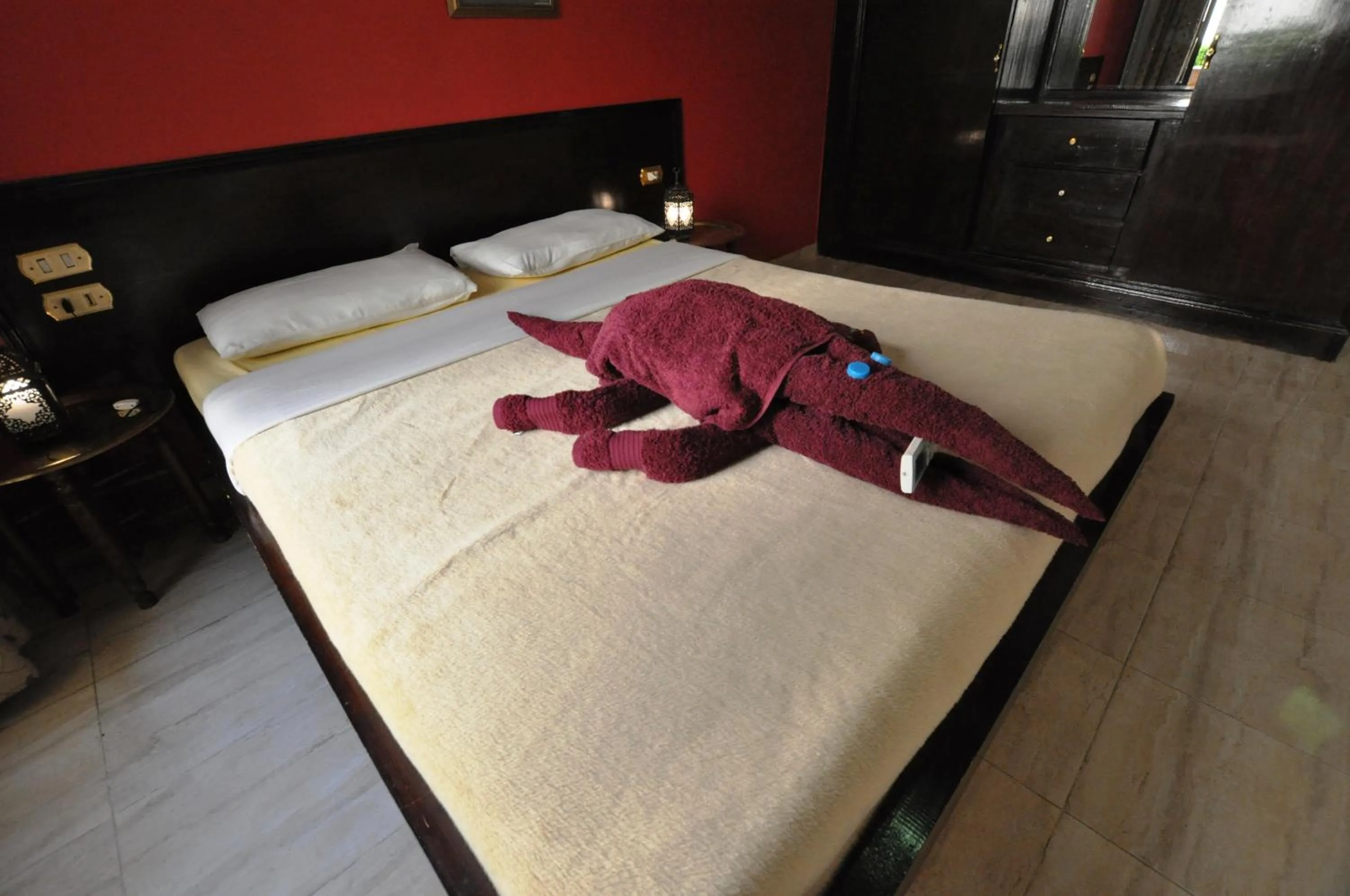 Bedroom, Bed in El Nakhil Hotel