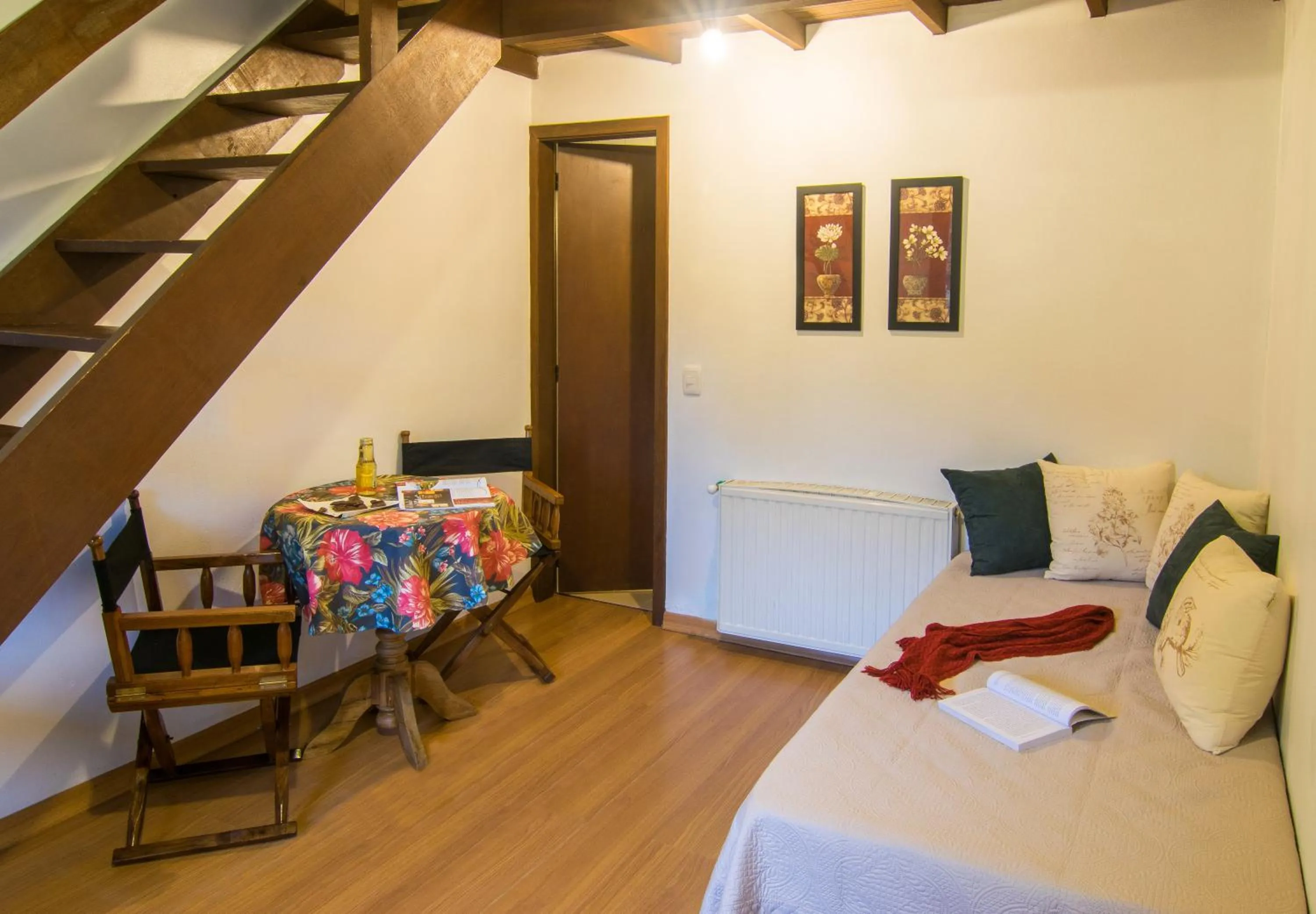 Photo of the whole room, Bed in Pousada Rosa