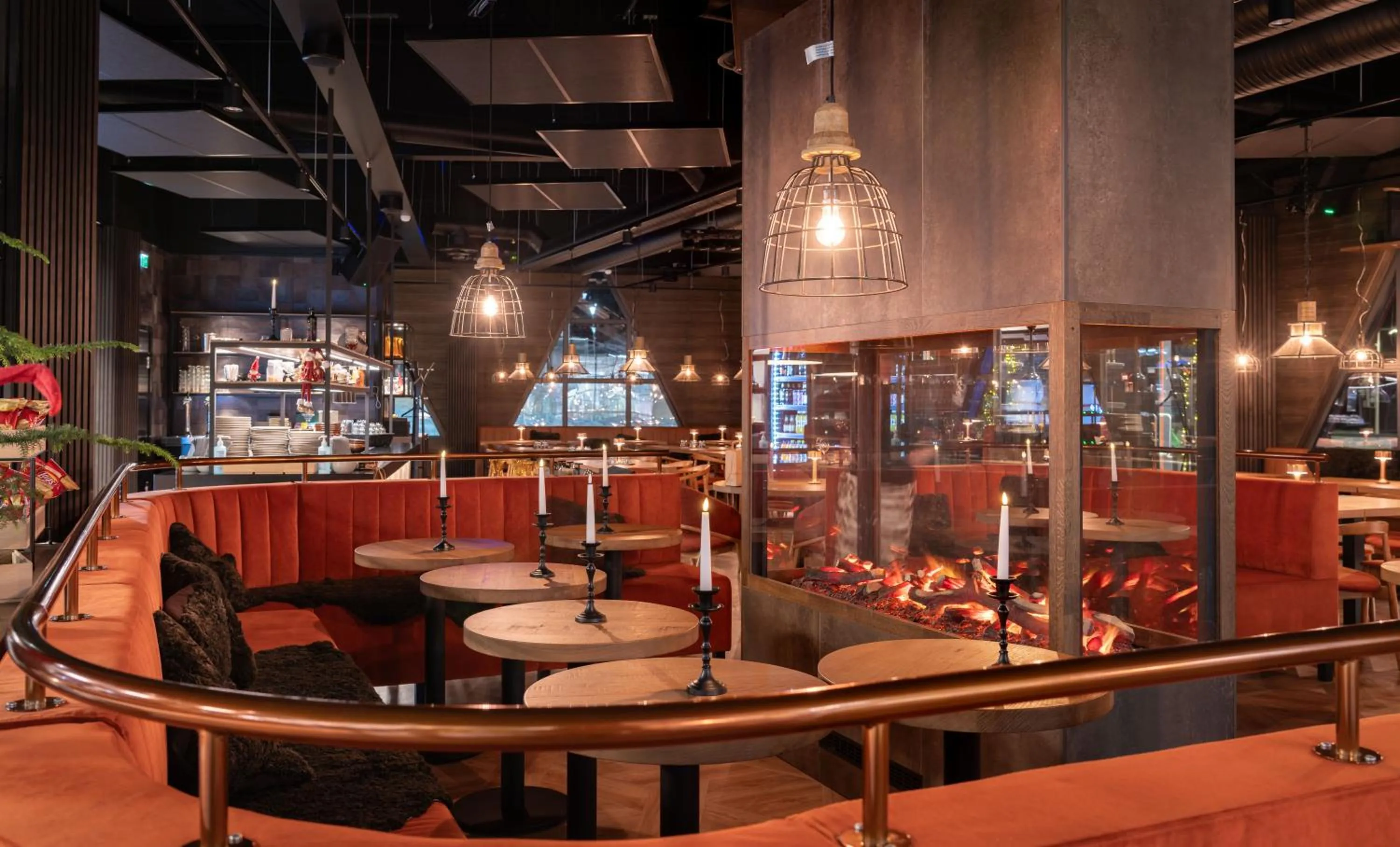 Kuukkeli Log Houses Villa Aurora "Pupula"