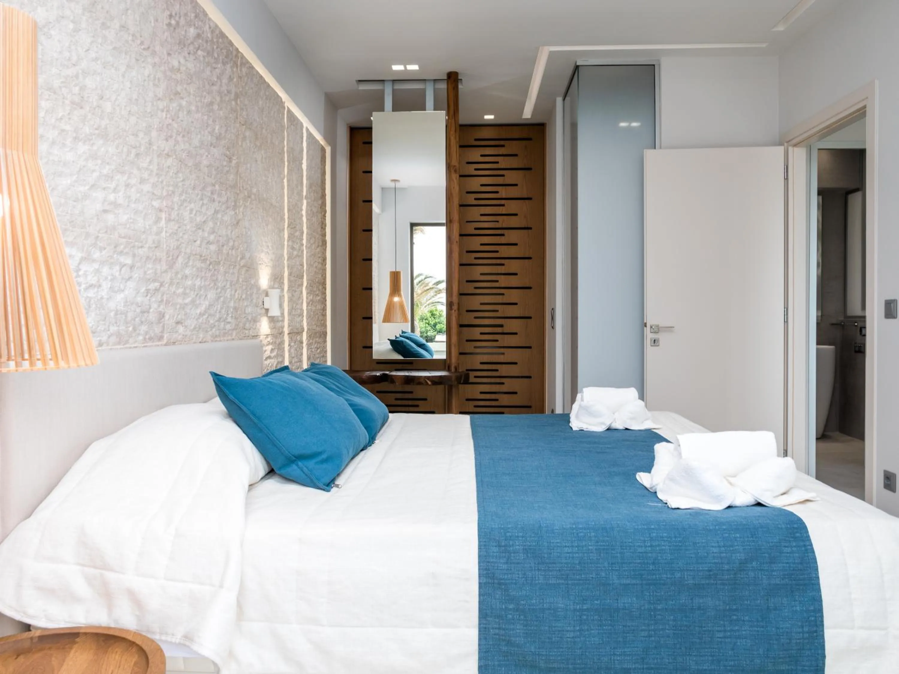 Bedroom, Bed in Marinos Beach Hotel