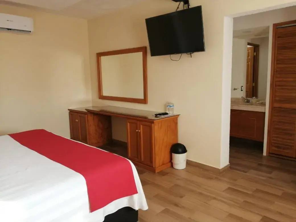 Deluxe King Room in Hotel Campestre Don Luis Deluxe King Room in Hotel Campestre Don Luis