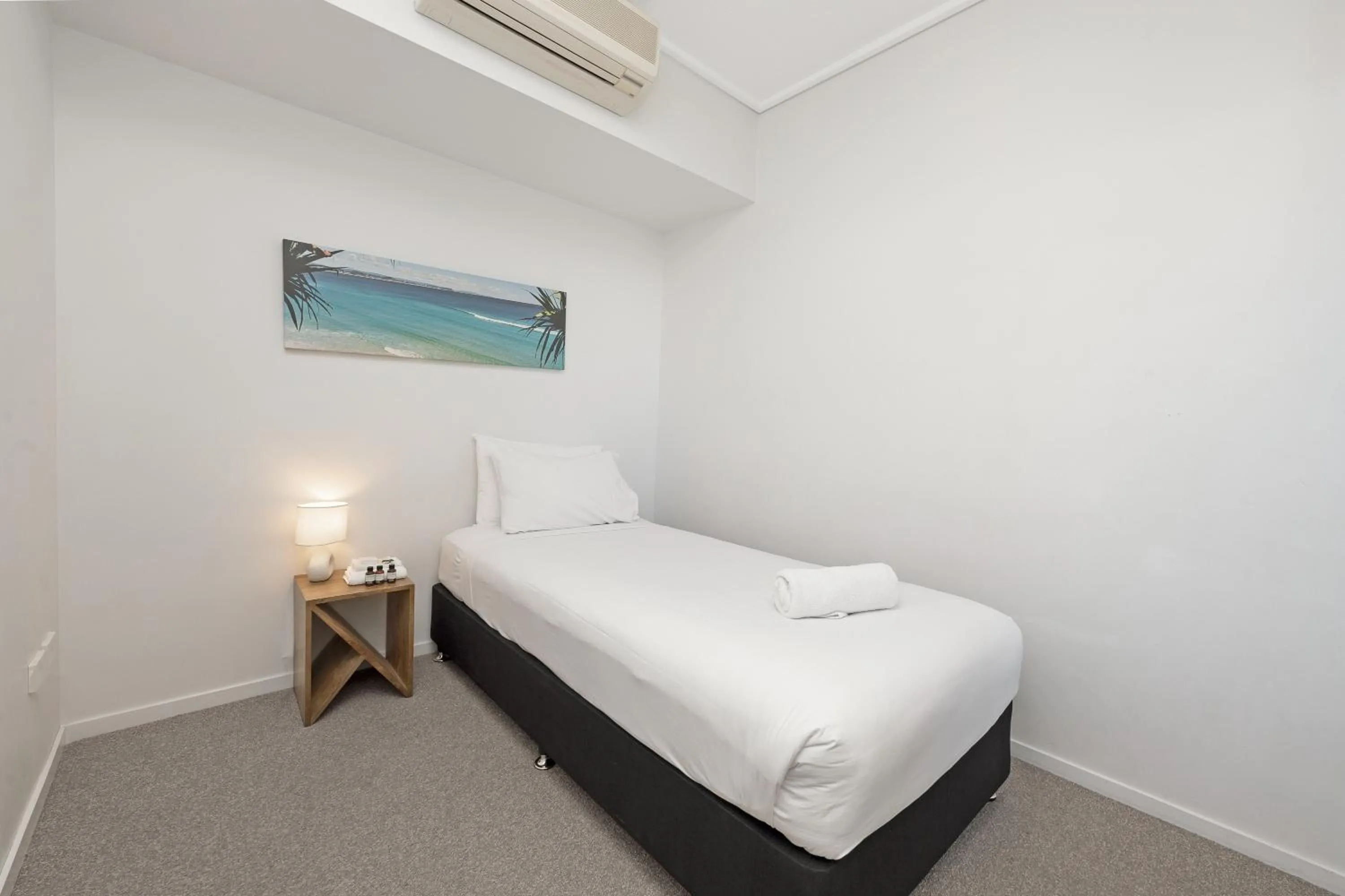 Bed in Central Holborn Apartments