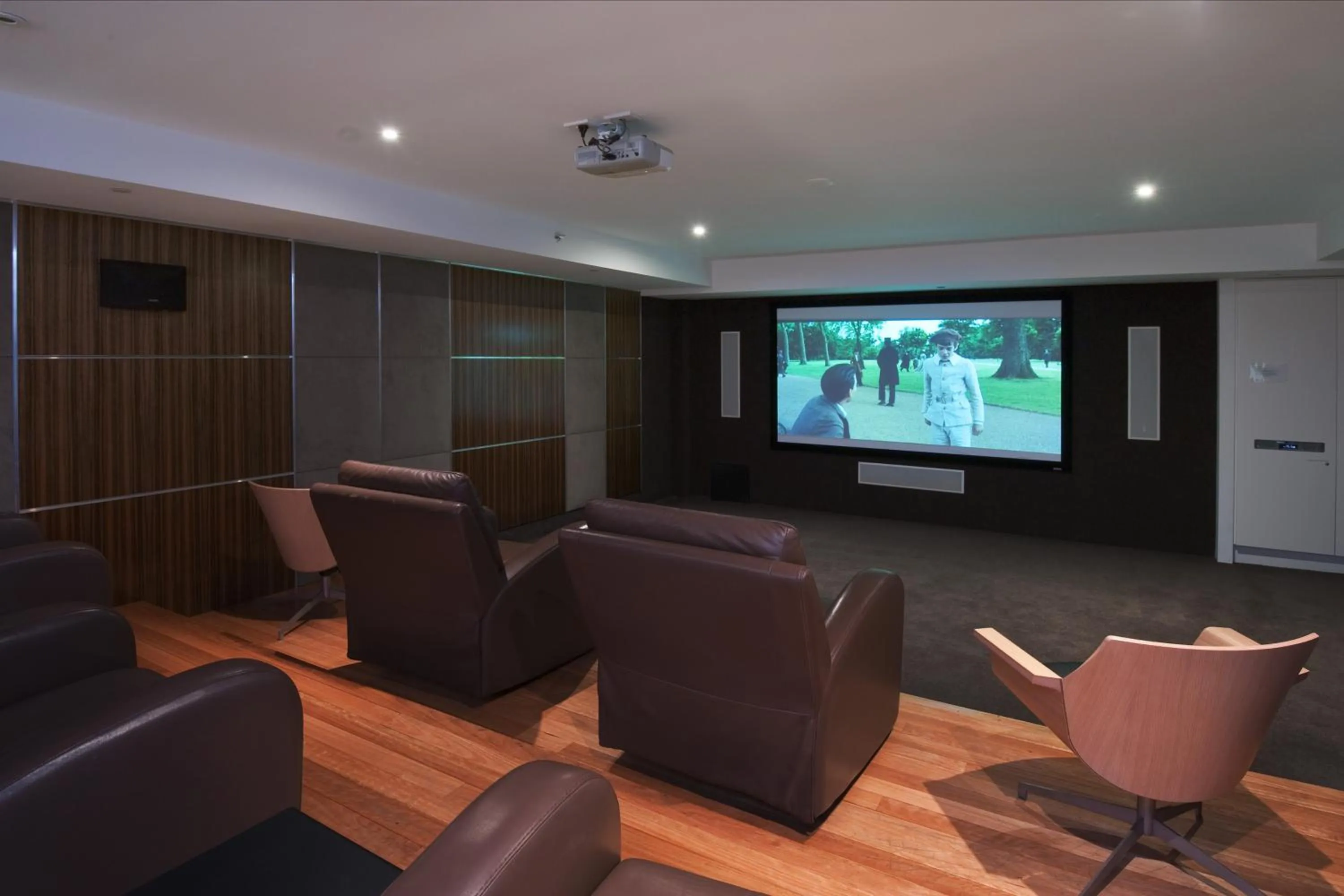 Communal lounge/ TV room in Reflection on the Sea