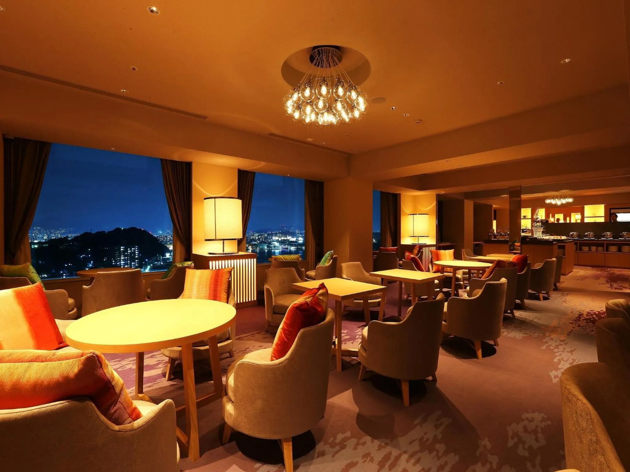 Lounge or bar in Grand Prince Hotel Hiroshima
