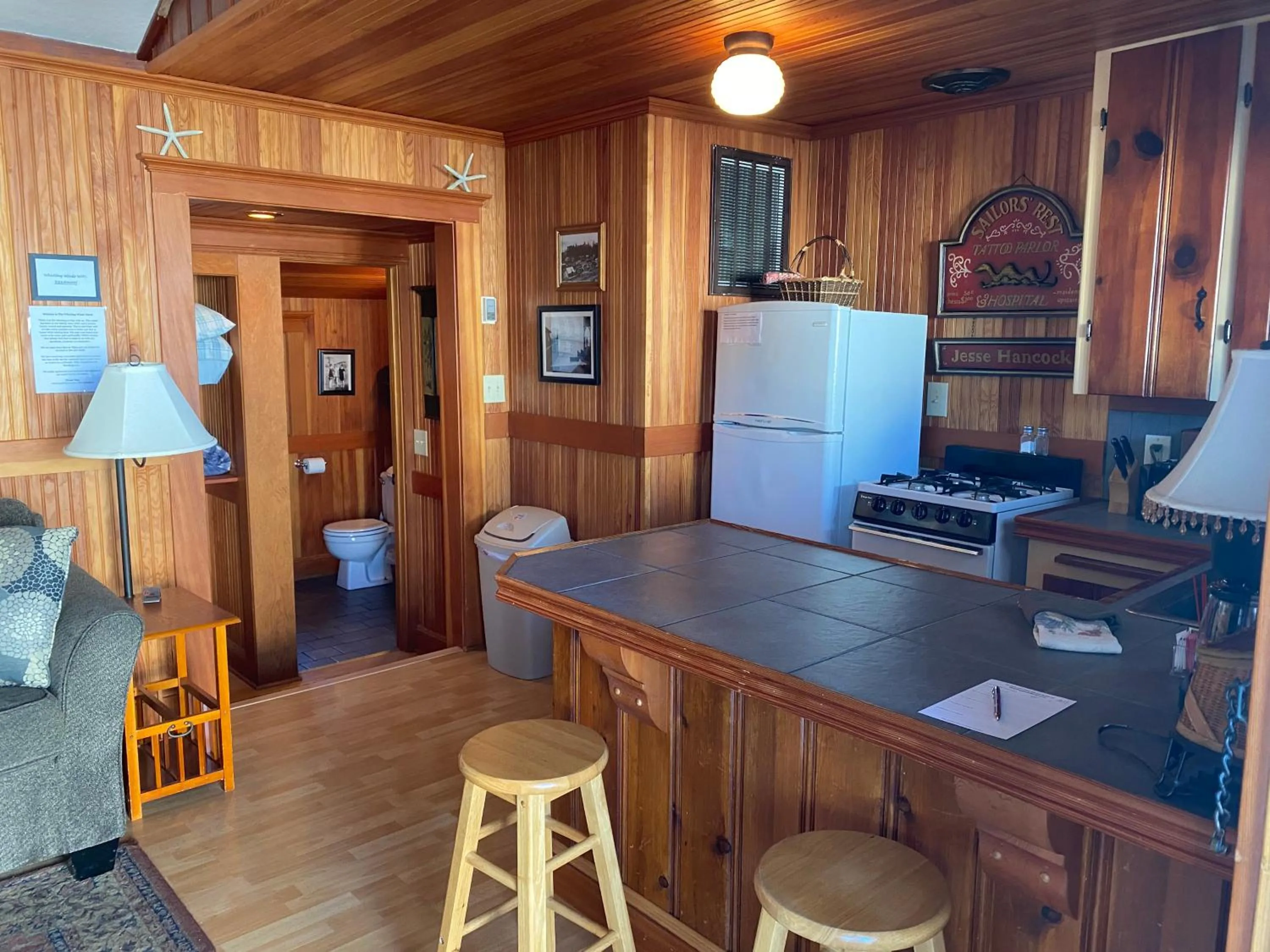 Whistling Winds Motel