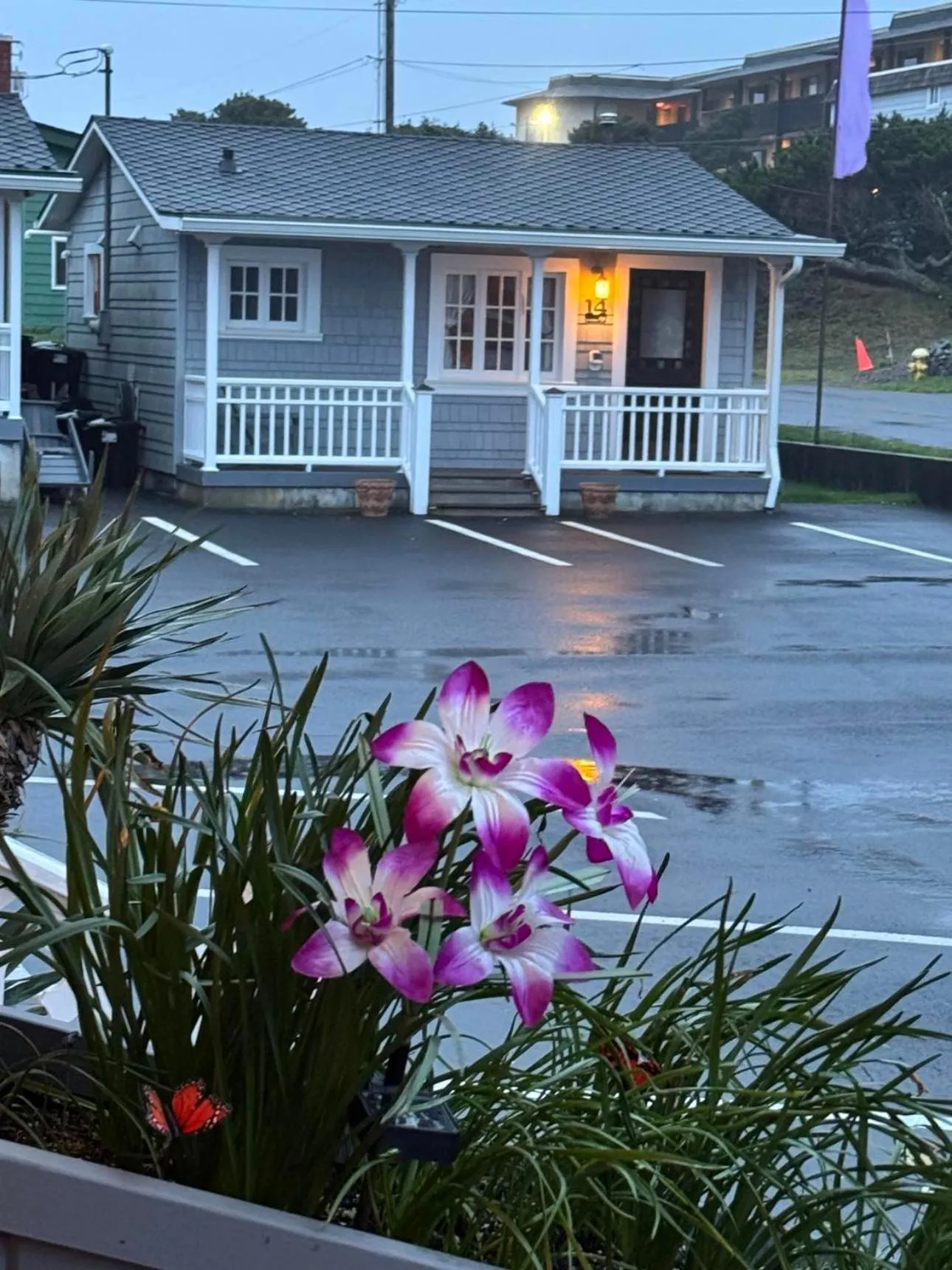 Whistling Winds Motel